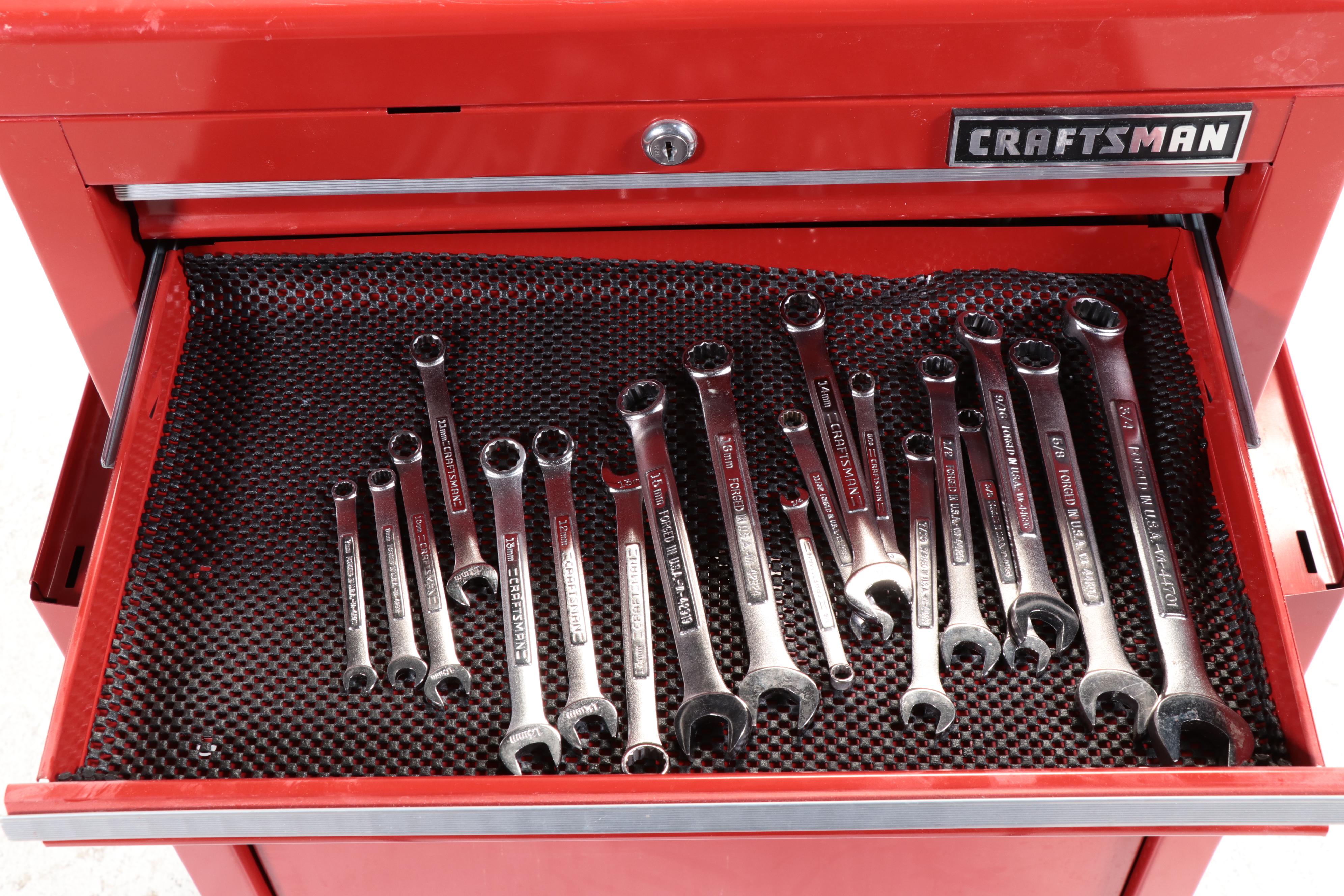 Craftsman Tool Chest on Wheels With Sander, Hand Tools, Sets