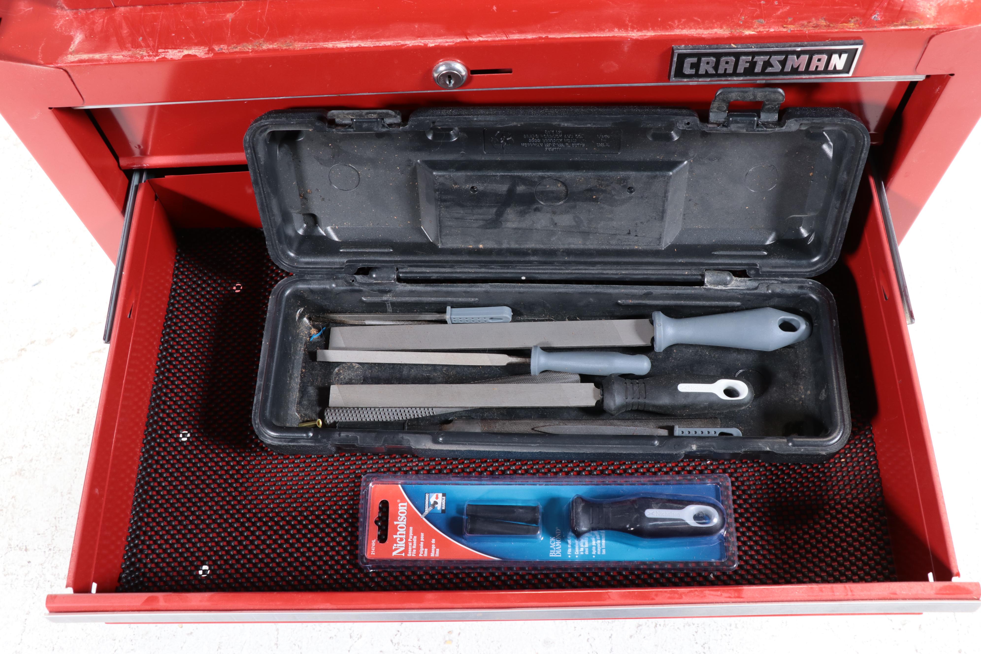 Craftsman Tool Chest on Wheels With Sander, Hand Tools, Sets