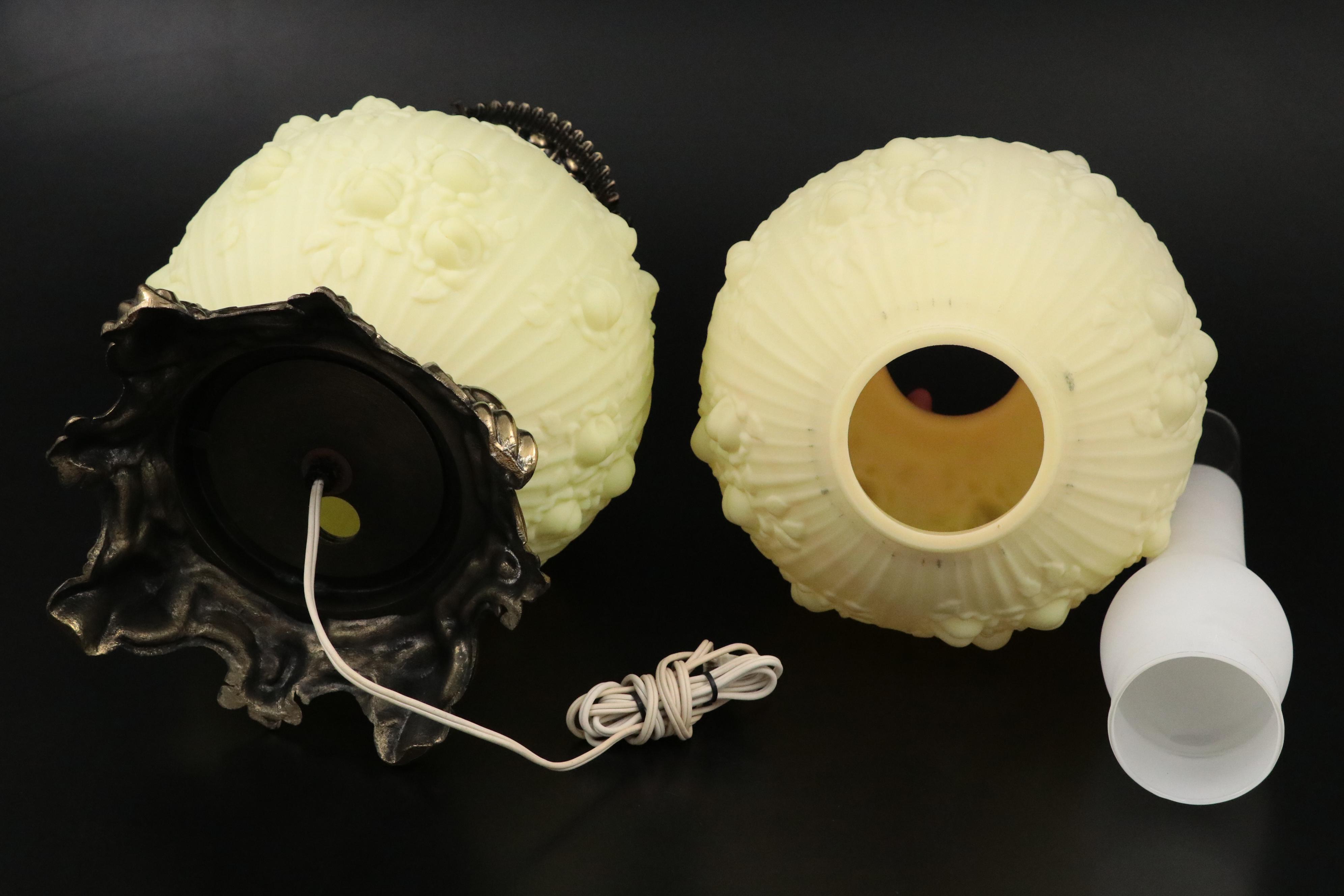 Fenton Burmese Glass "Embossed Roses" Gone with the Wind Style Lamp, 1971 - 1973