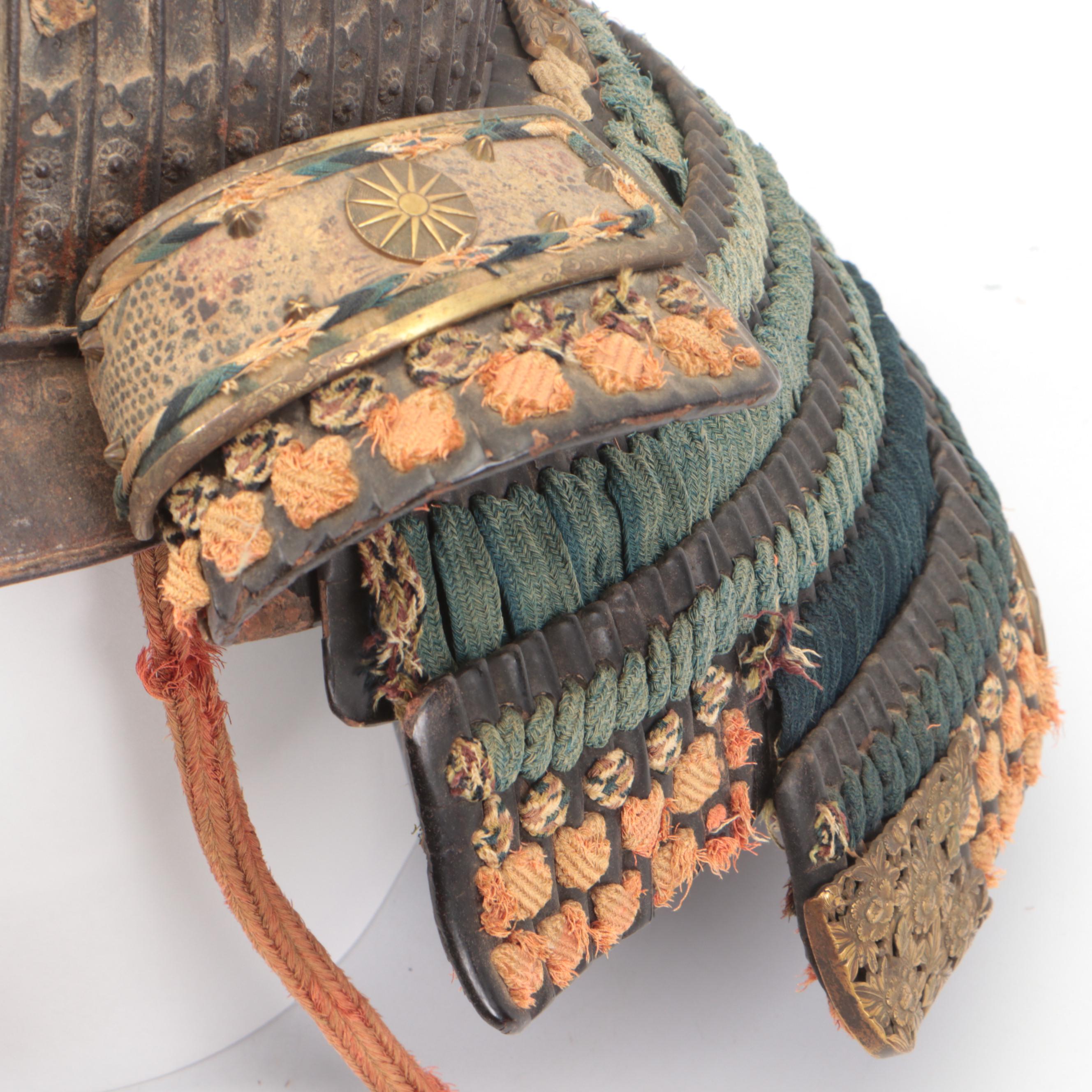 Japanese "Suji-Bachi" Kabuto Helmet, Edo-Meiji Period