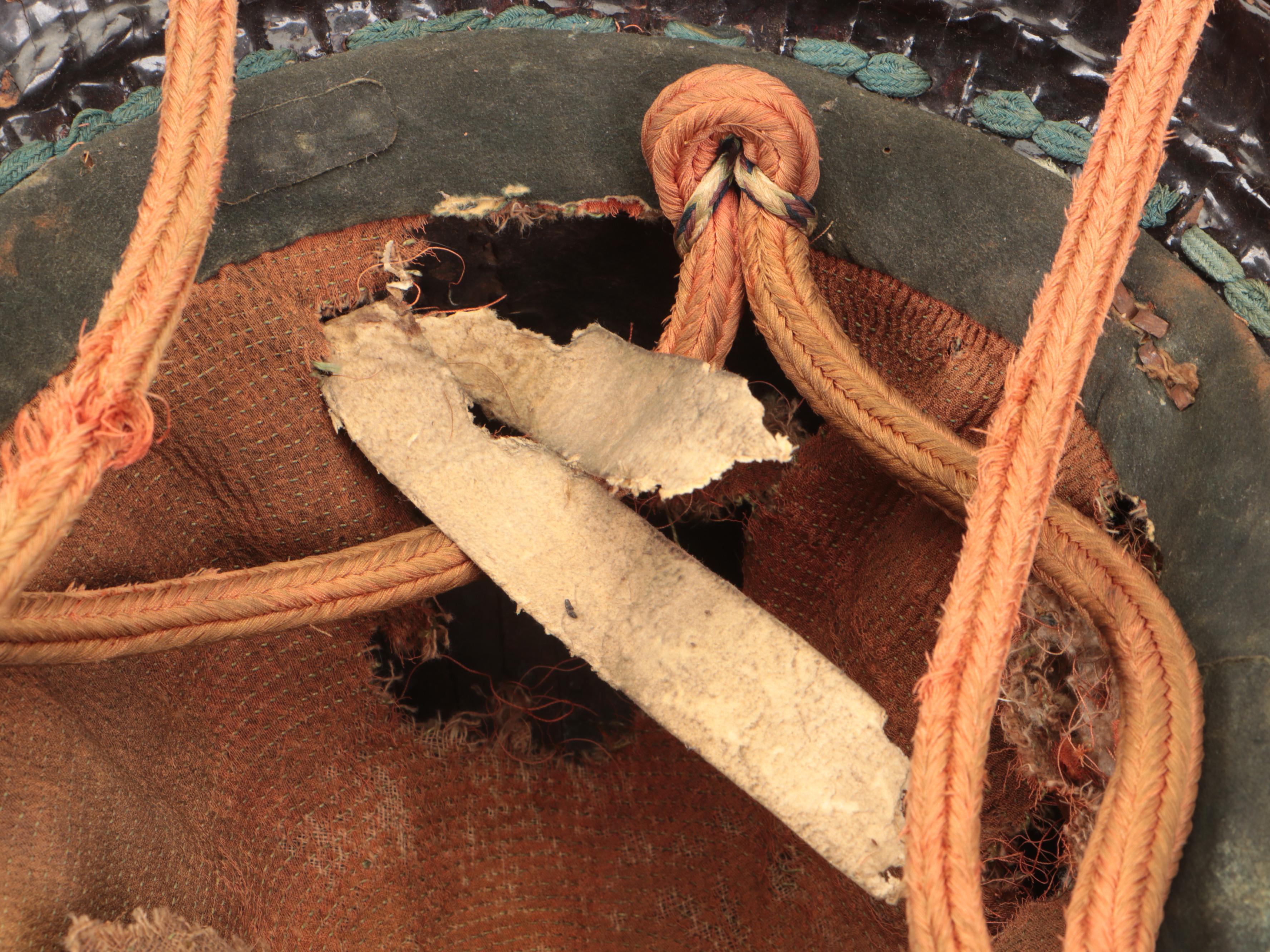 Japanese "Suji-Bachi" Kabuto Helmet, Edo-Meiji Period