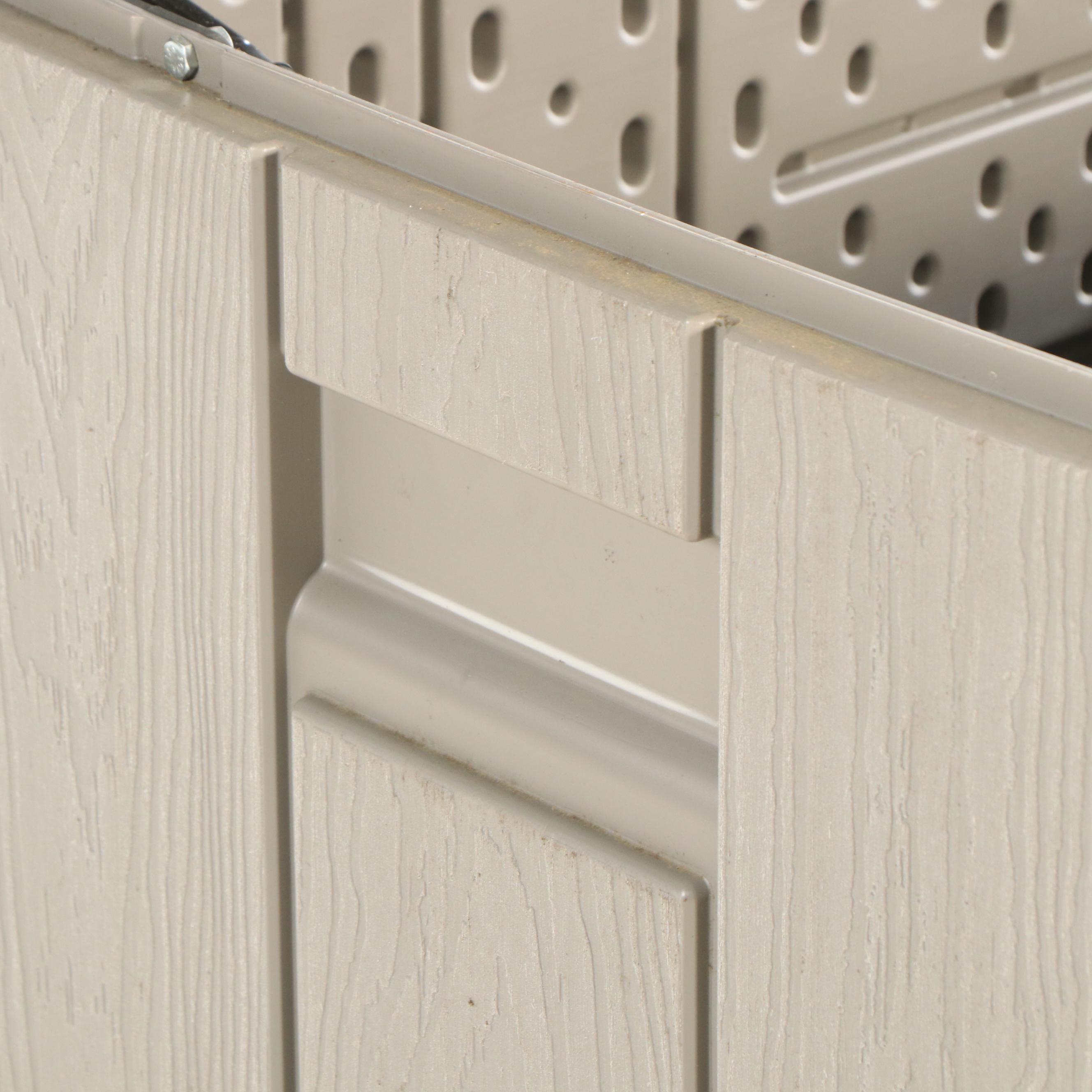 Lifetime Lidded Patio Storage Box