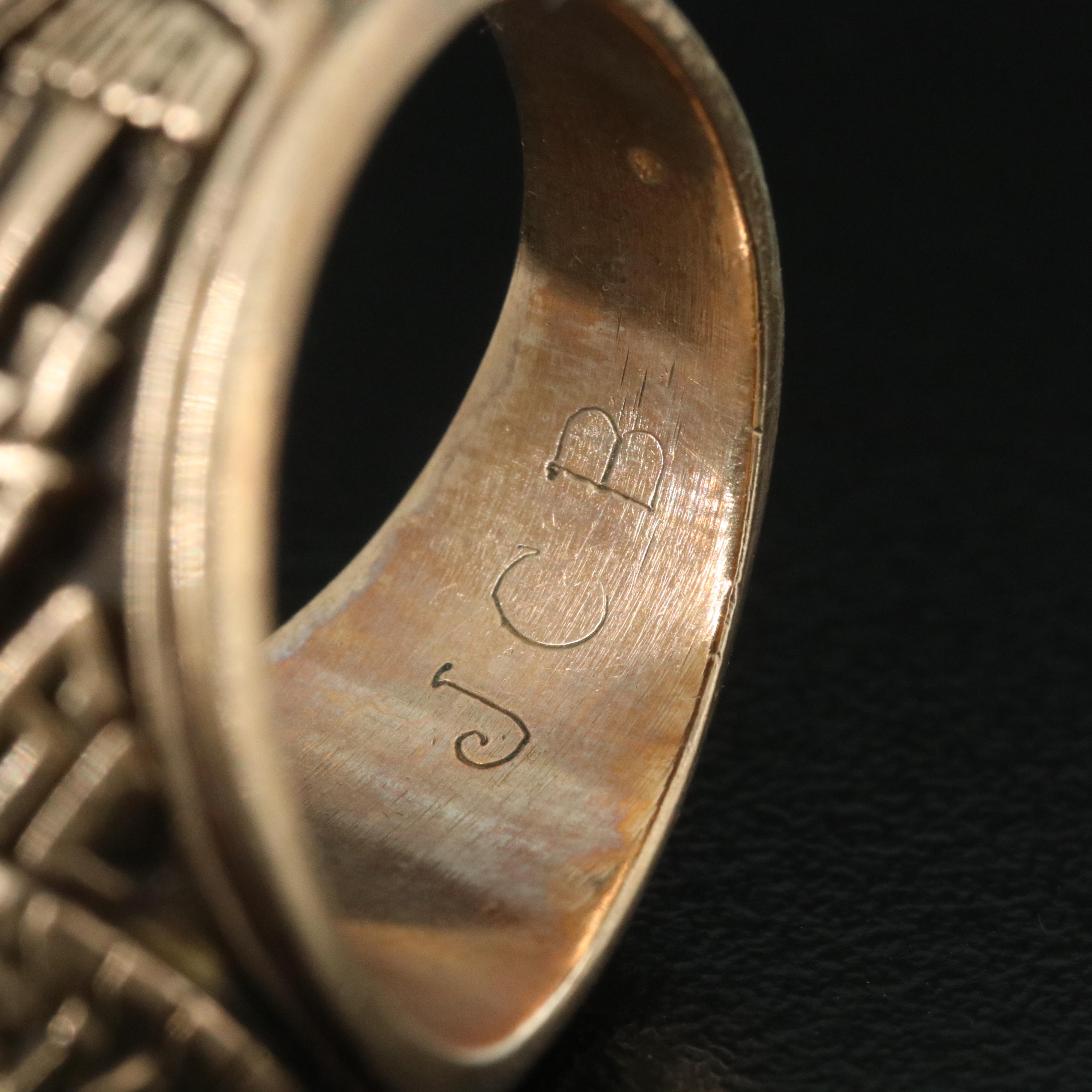 10K 1977 Memorial High School Ruby Class Ring