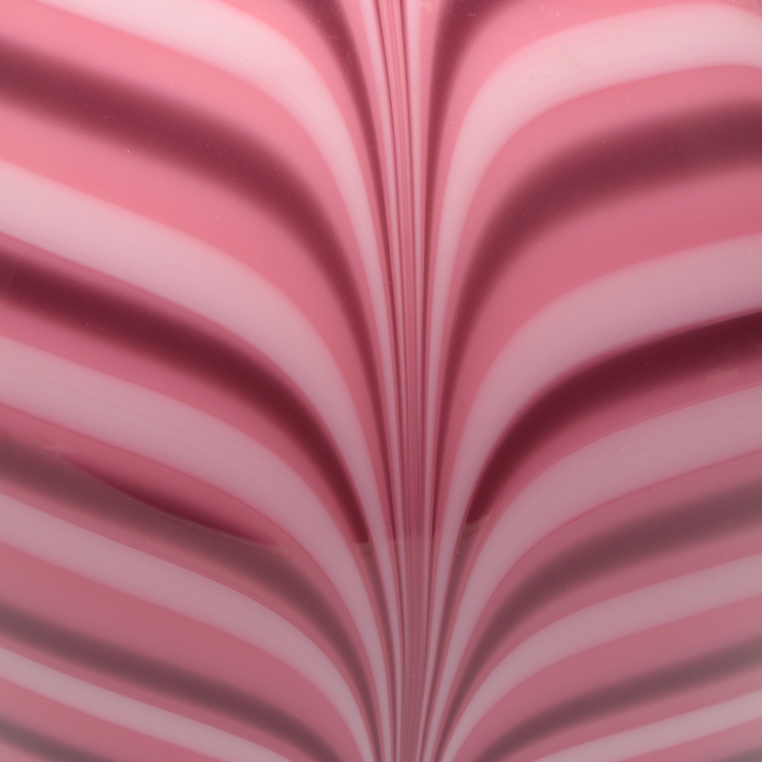 Robert Barber for Fenton L/E Pulled Feather Hyacinth Glass Vase