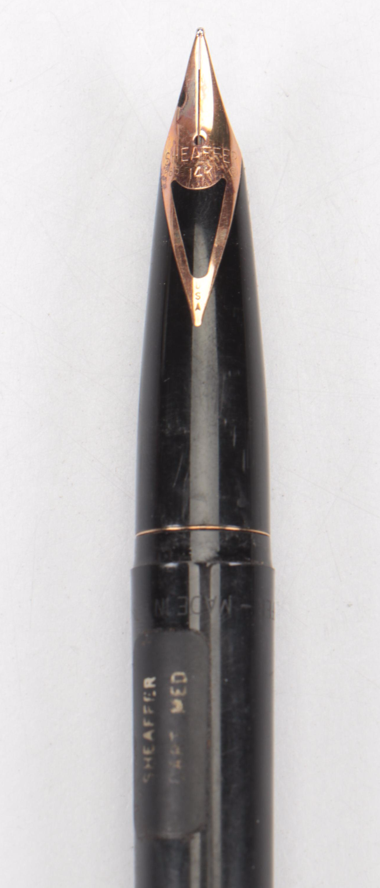 Sheaffer Fountain Pen with 14K Gold Nib and Agate Slab Pen Holder