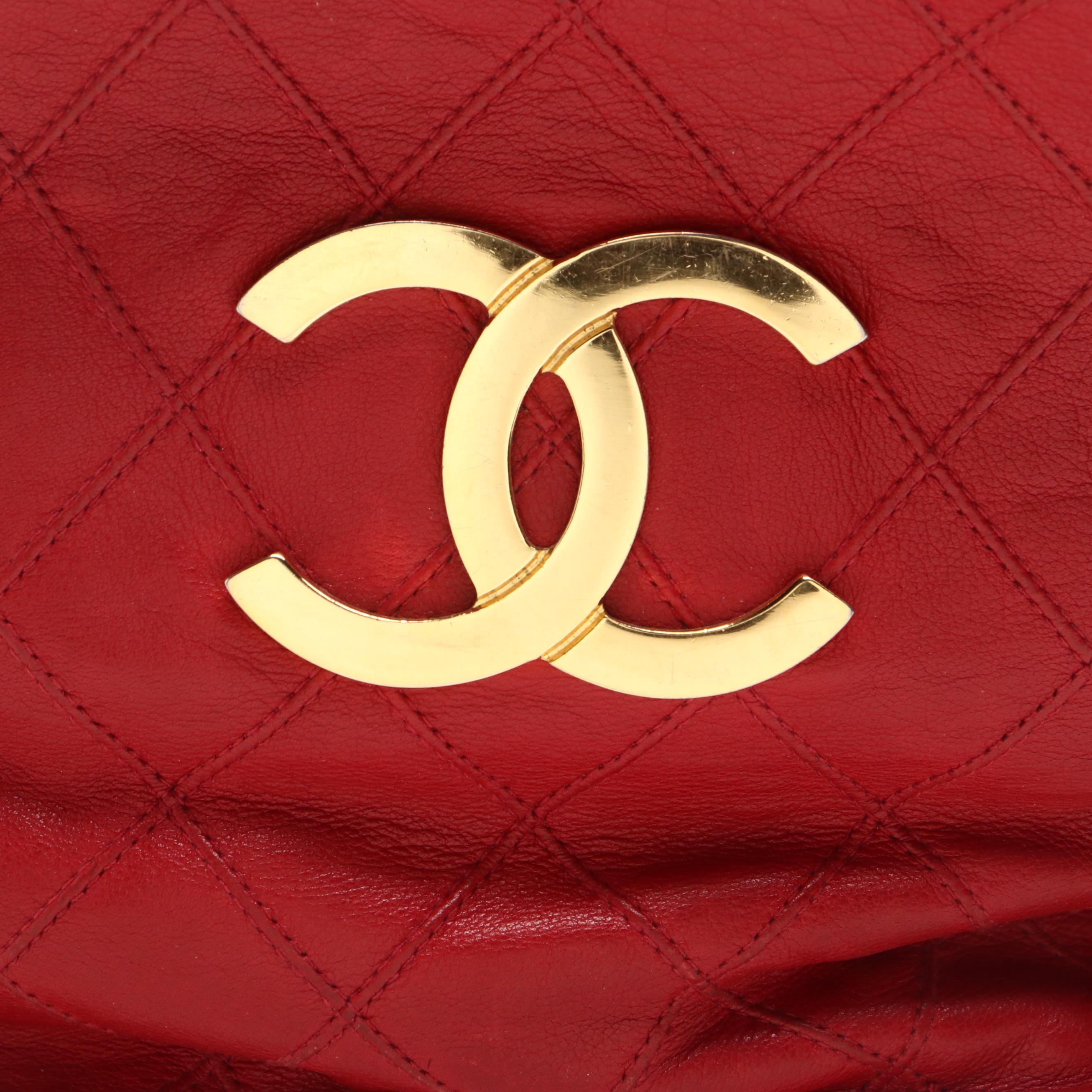 Chanel CC Drawstring Bucket Bag in Diamond Stitched Lambskin Leather with Pouch