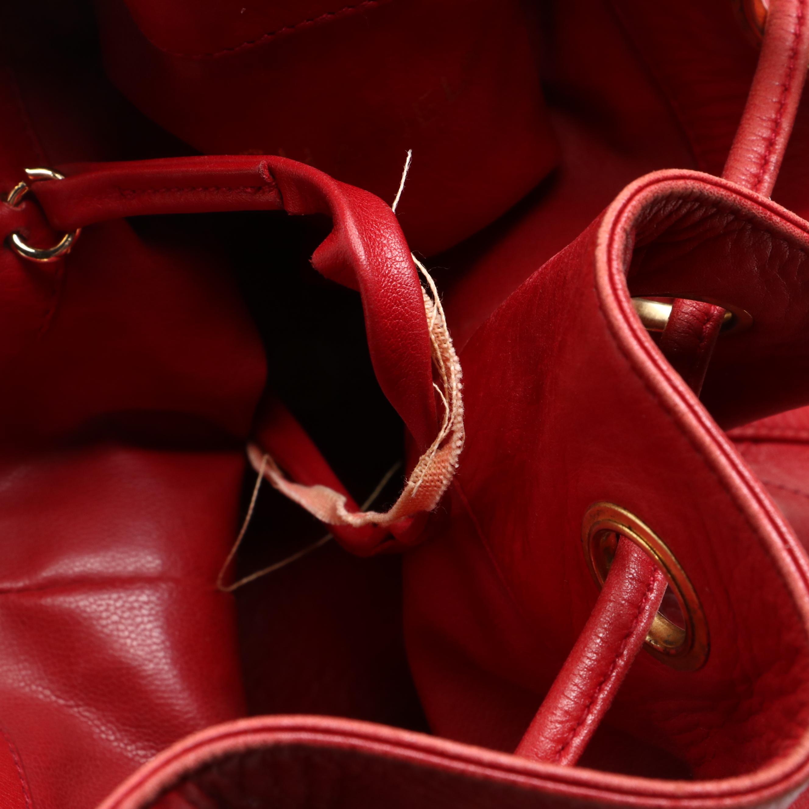 Chanel CC Drawstring Bucket Bag in Diamond Stitched Lambskin Leather with Pouch