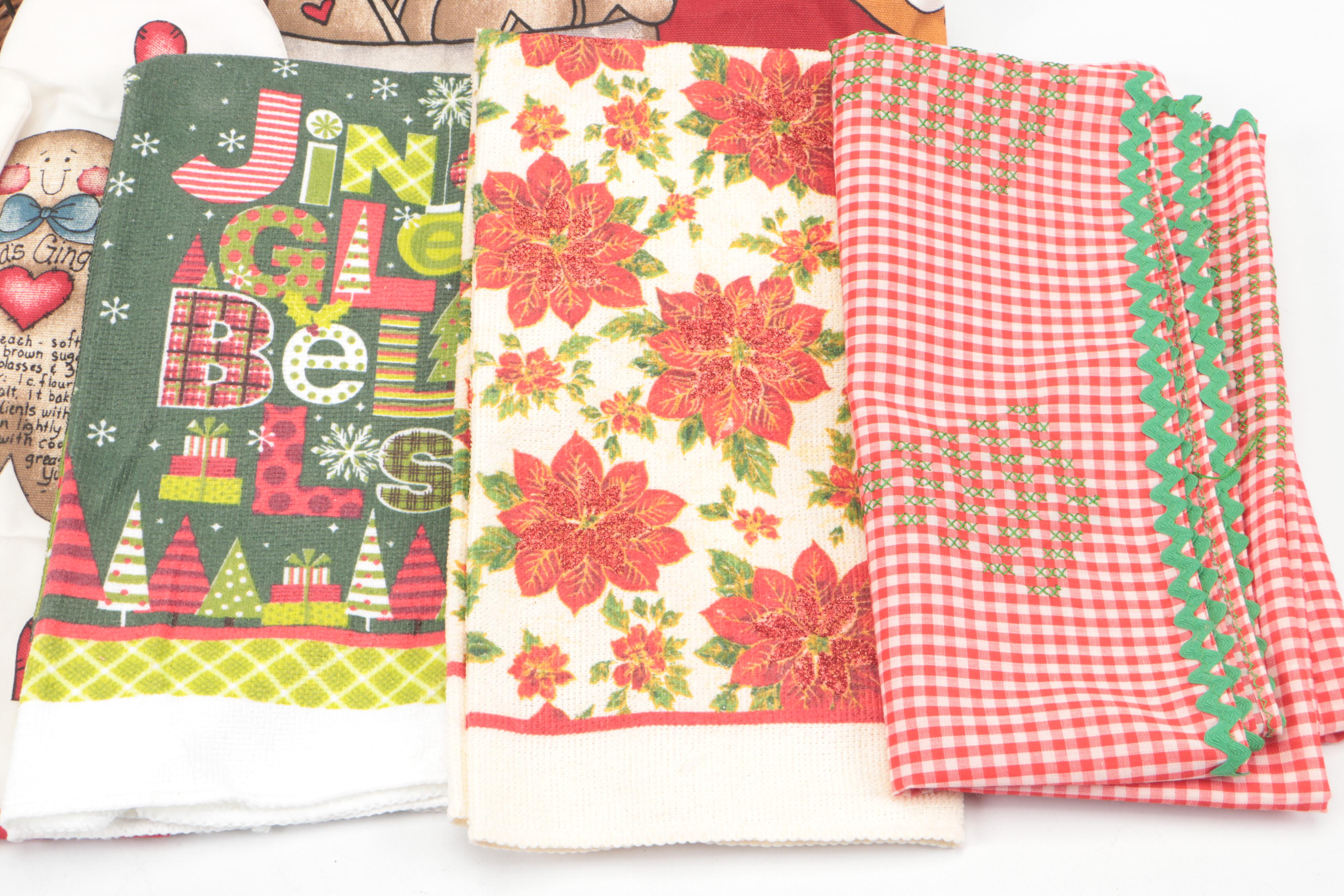 Christmas-Themed Votives, Cookie Cutters, and More Kitchen Décor