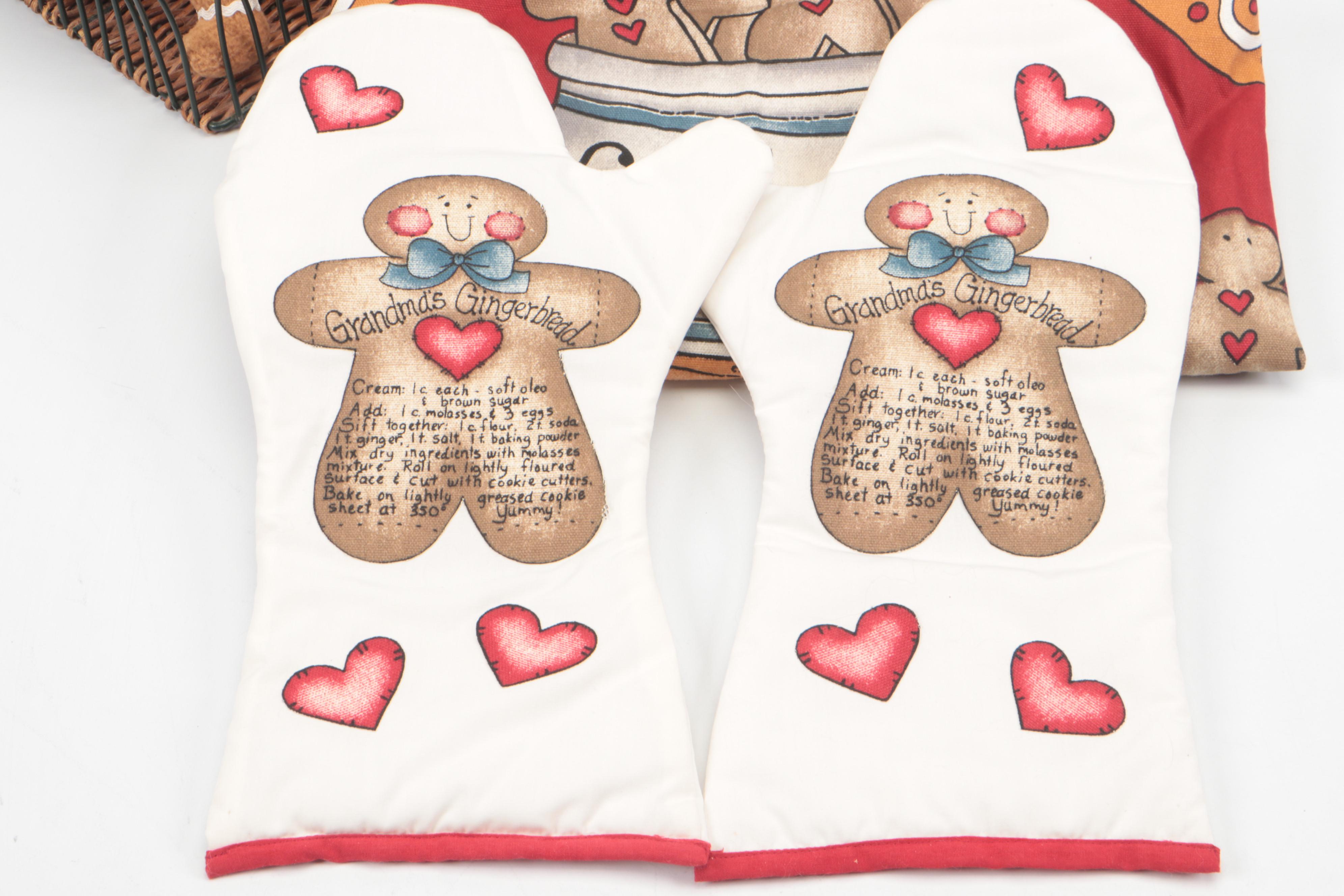 Christmas-Themed Votives, Cookie Cutters, and More Kitchen Décor