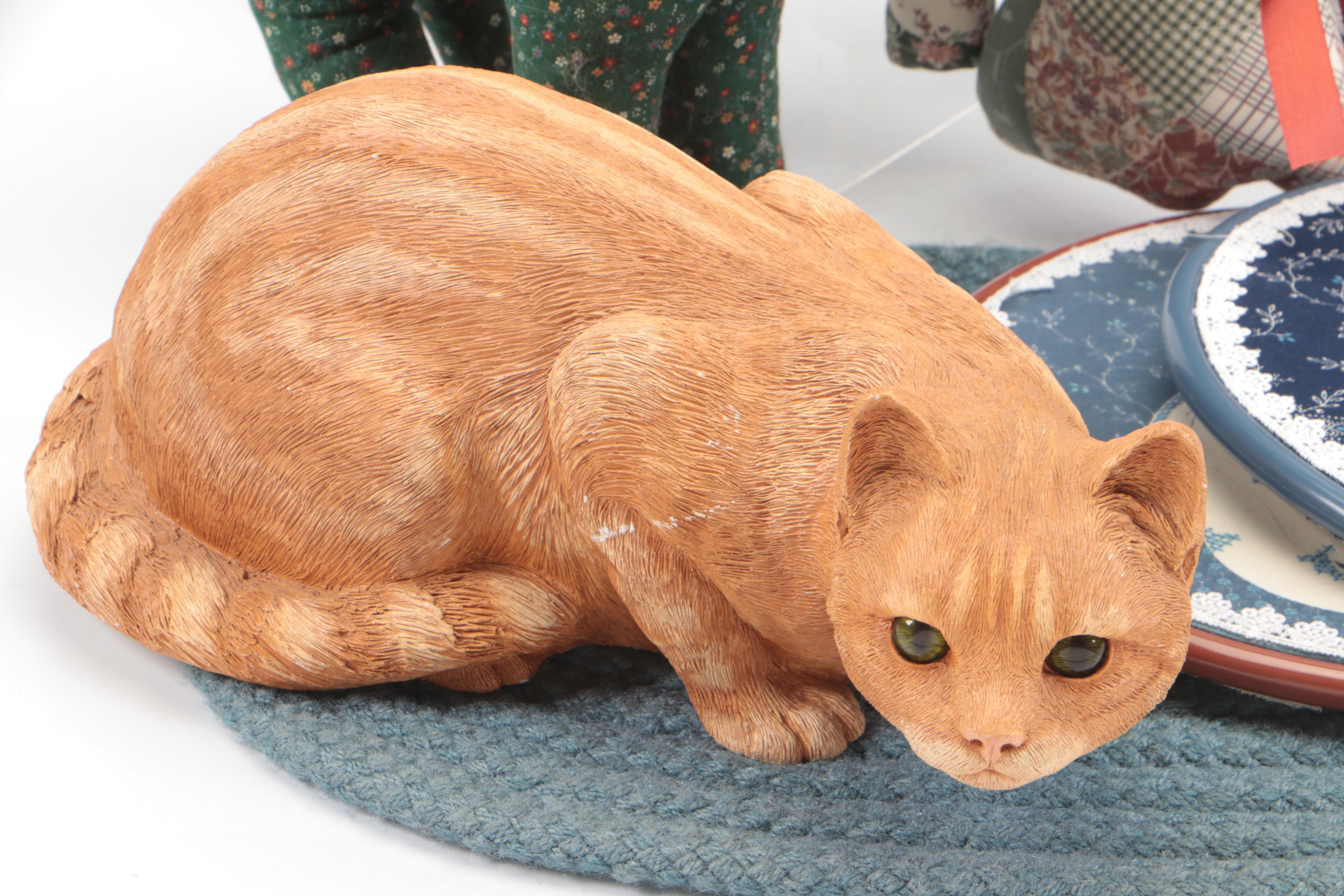 Sandicast "Tabby-Red" Figurine with Fabric Cat Figurines and More