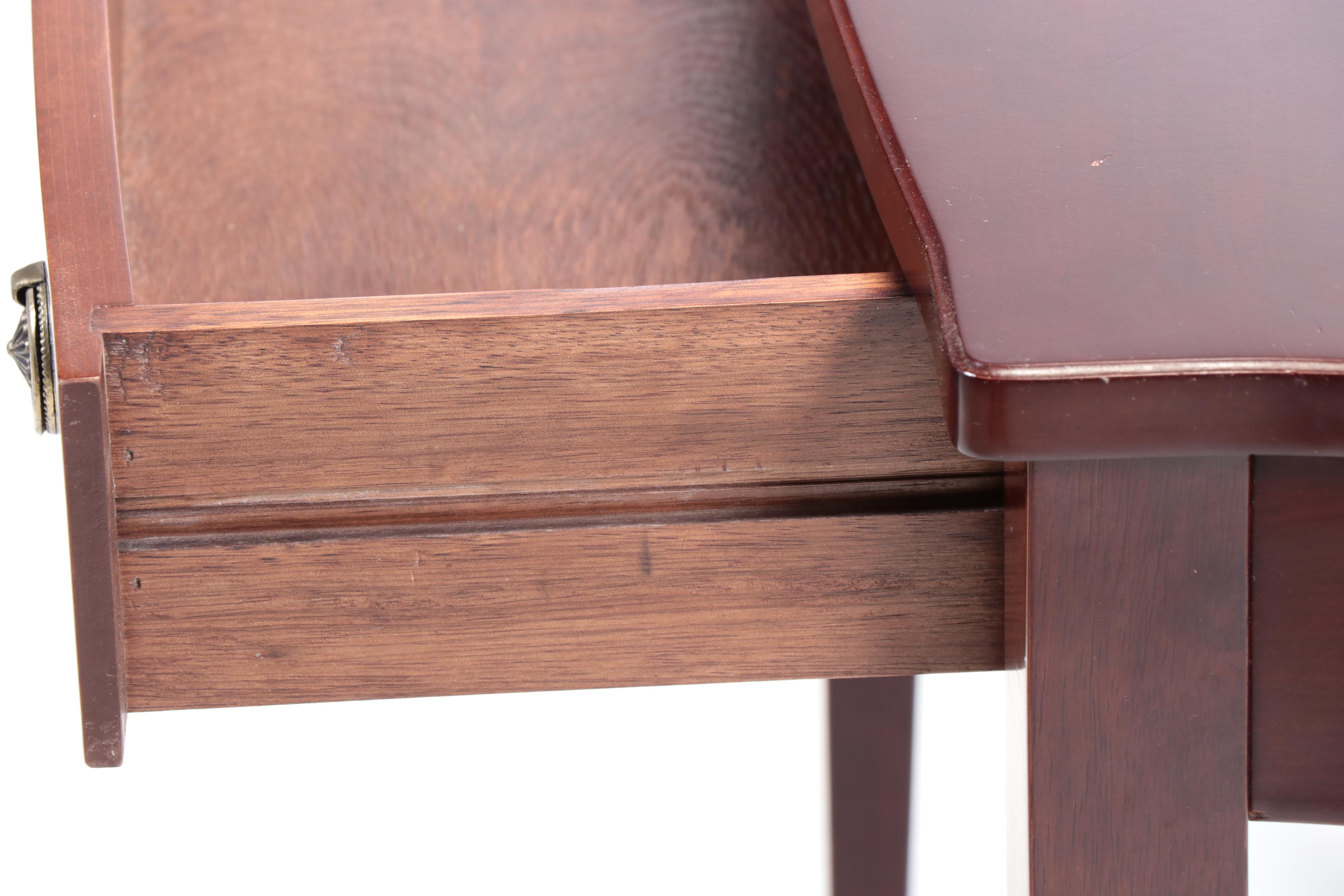 The Bombay Company Federal Style Mahogany-Stained Console Table