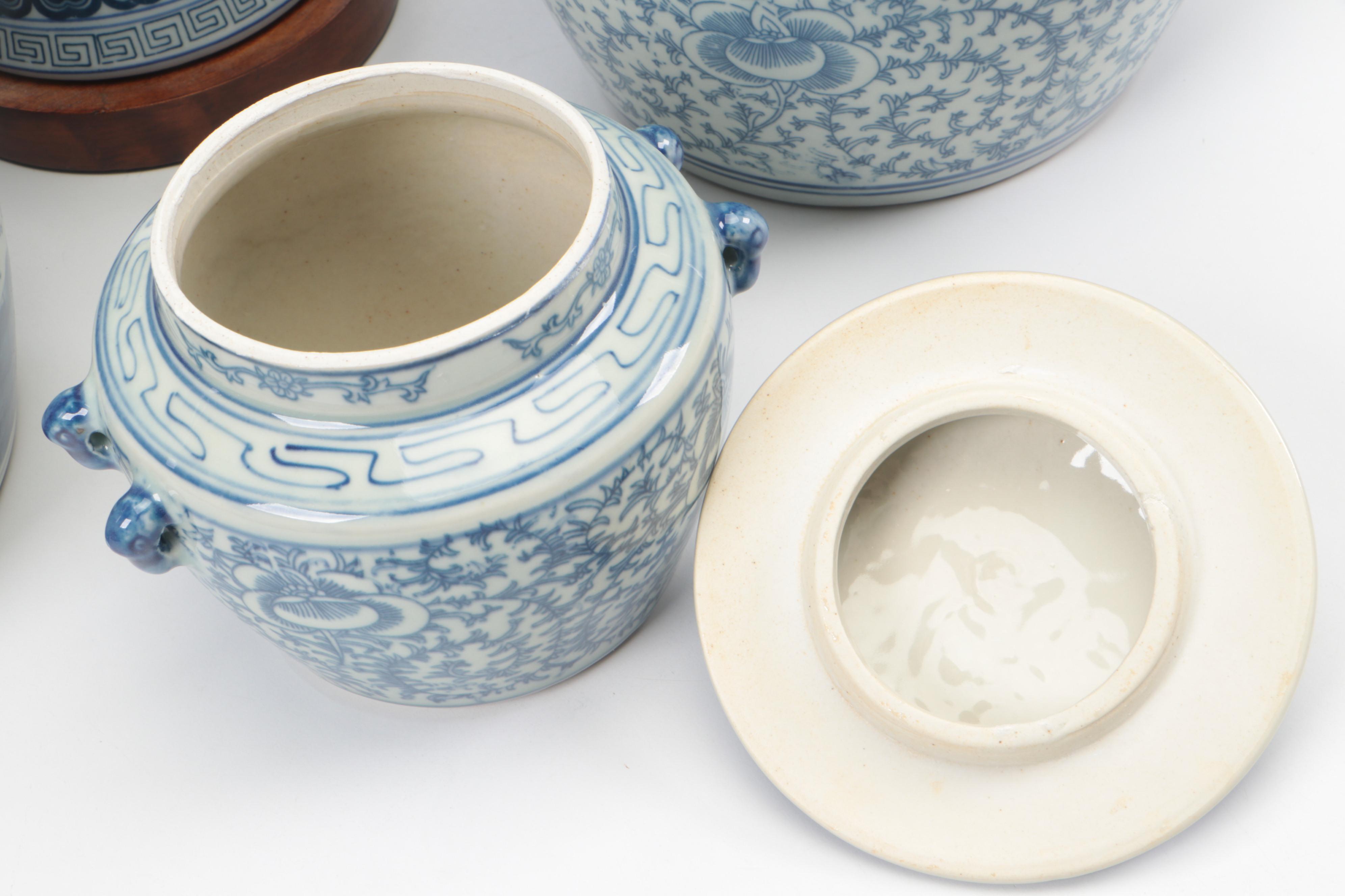 Ralph Lauren Blue and White Porcelain Jar Lamp with Chinese Ginger Jars, Vintage