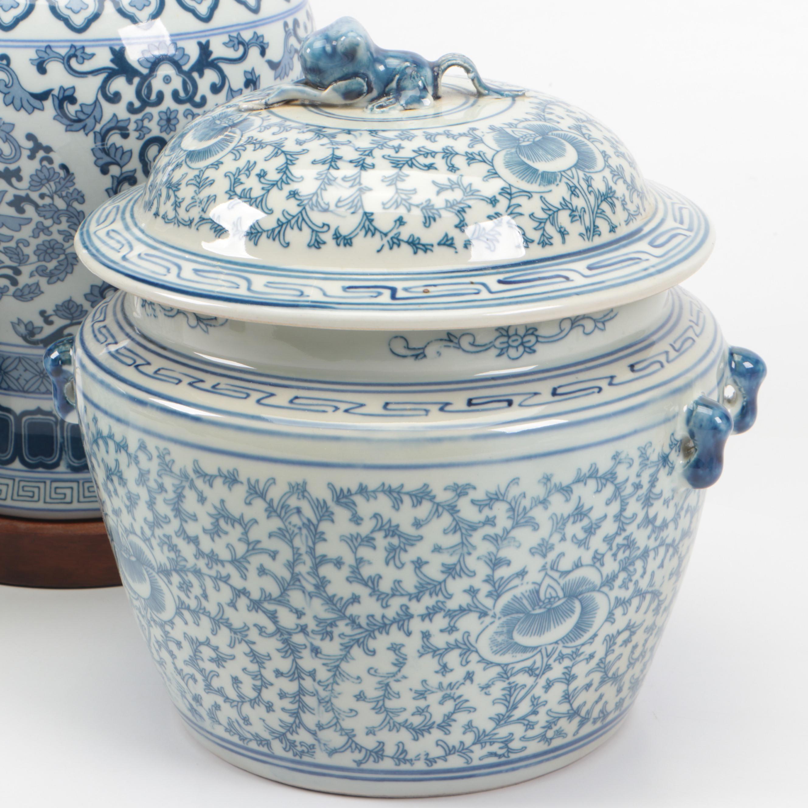 Ralph Lauren Blue and White Porcelain Jar Lamp with Chinese Ginger Jars, Vintage