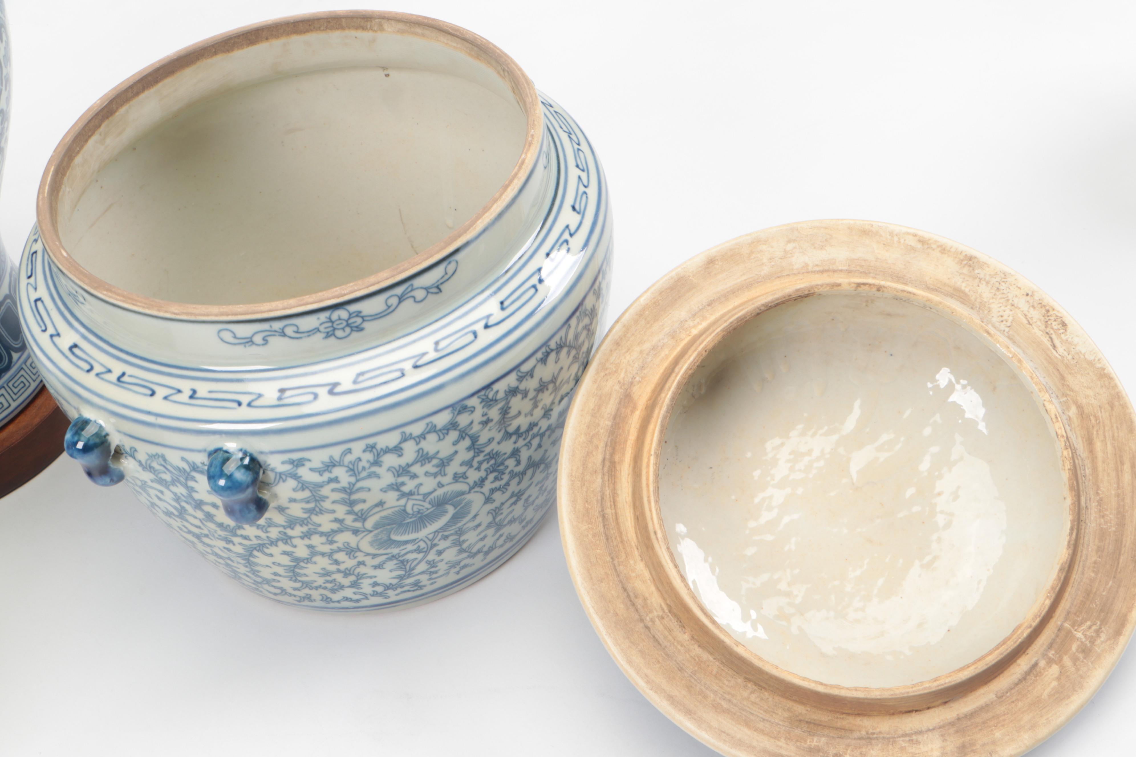 Ralph Lauren Blue and White Porcelain Jar Lamp with Chinese Ginger Jars, Vintage