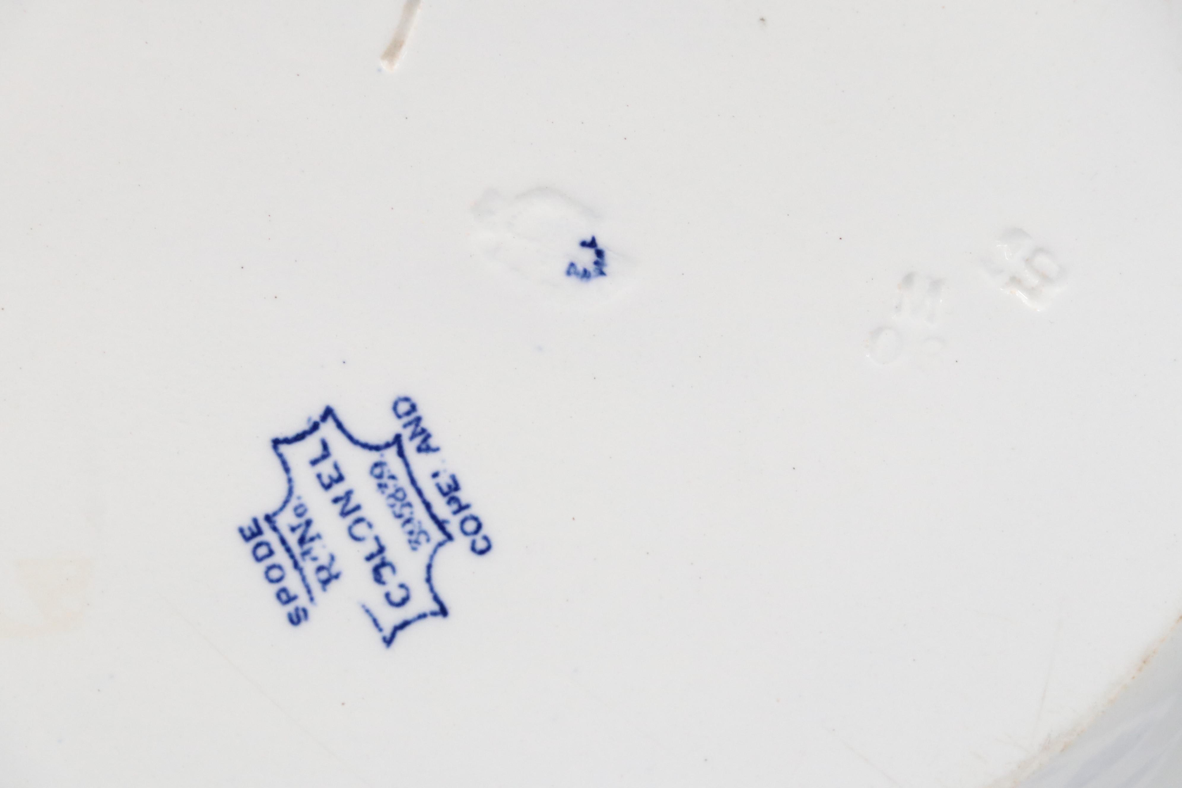 Copeland Spode "Colonel" Dinnerware and Serveware, Mid to Late 20th Century