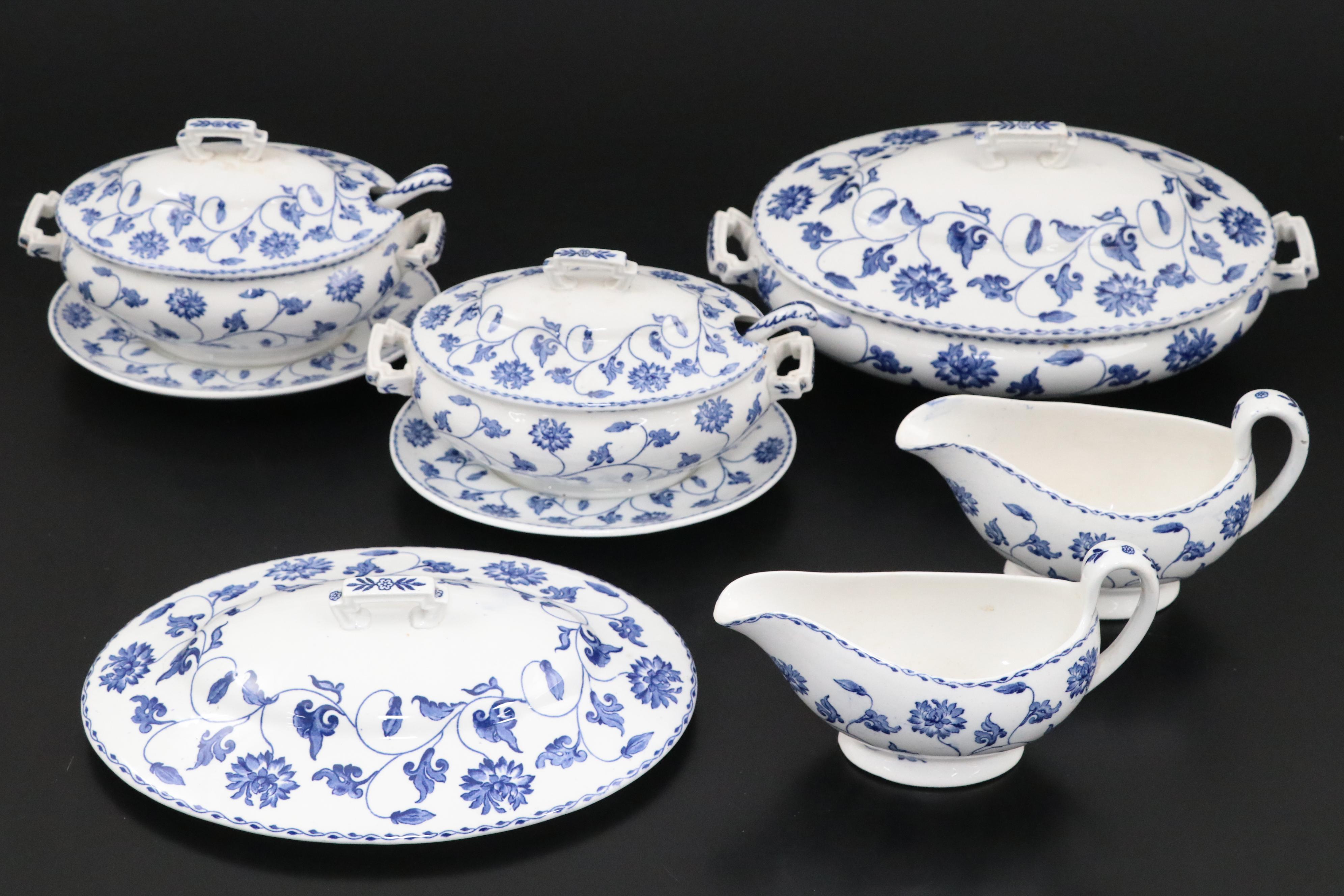 Copeland Spode "Colonel" Dinnerware and Serveware, Mid to Late 20th Century