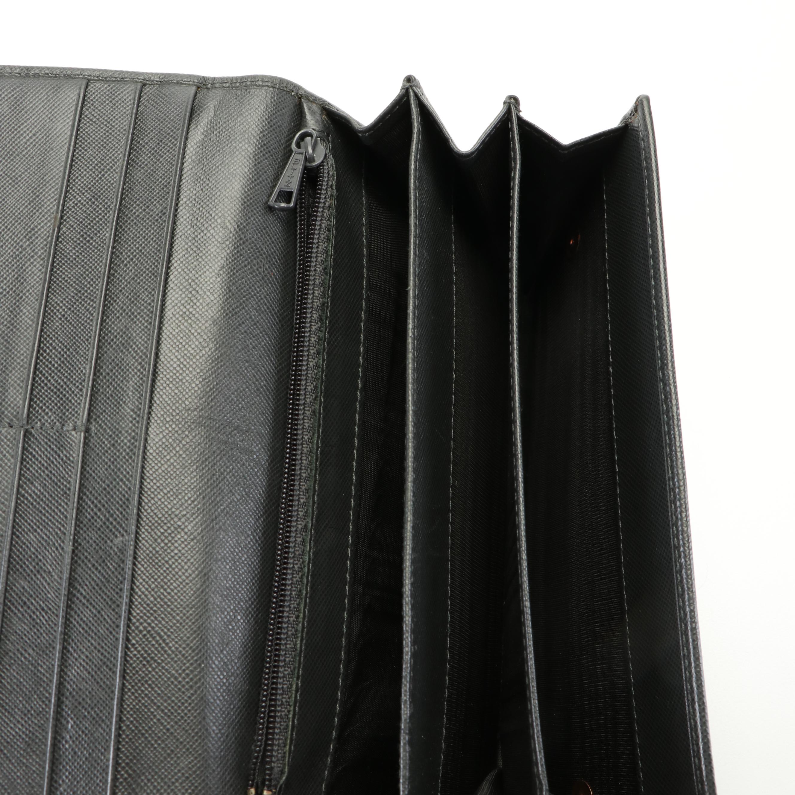 Parada Continental Wallet in Grey Saffiano Leather