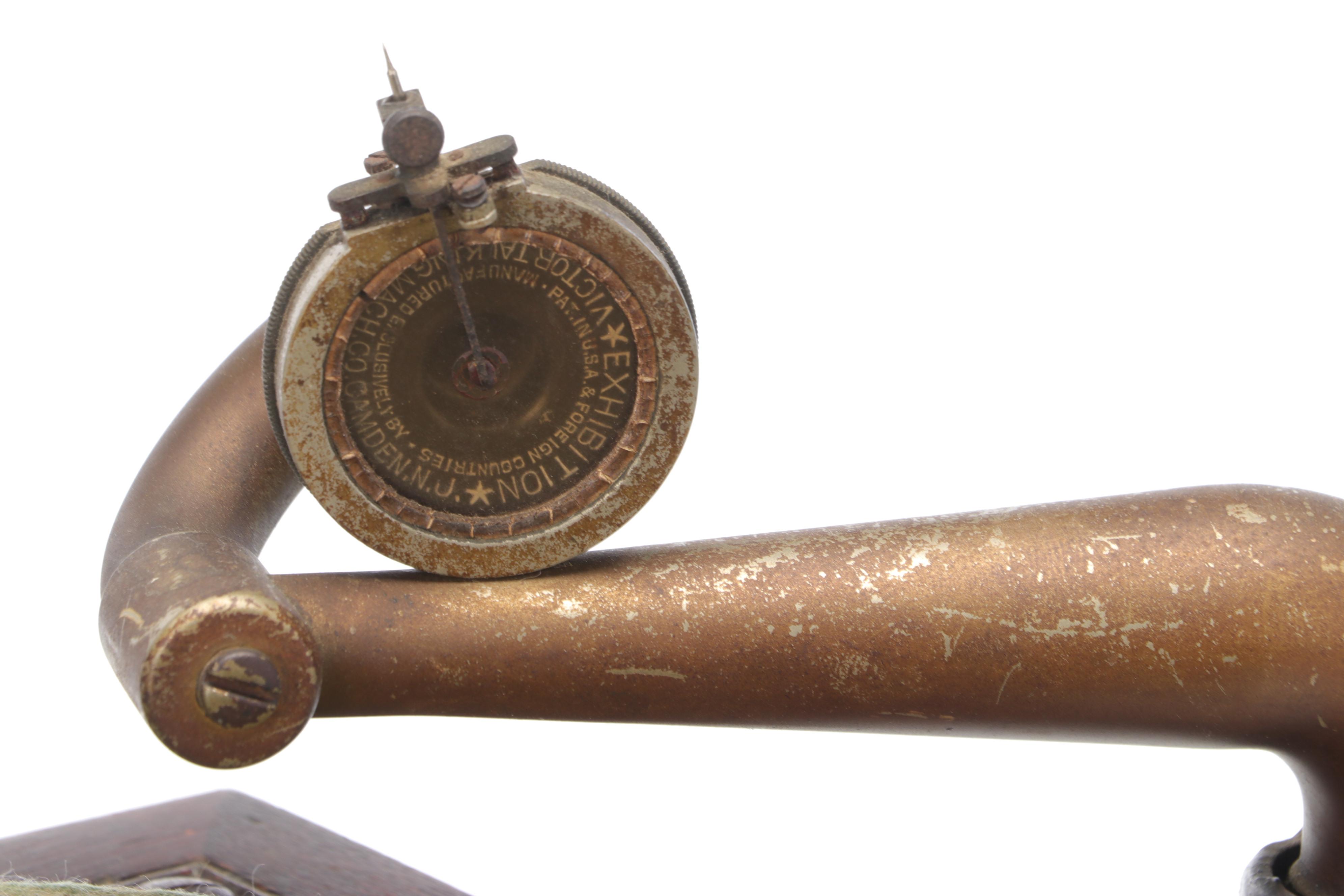 Victor Talking Machine Co. Finished Wood Tabletop Record Player