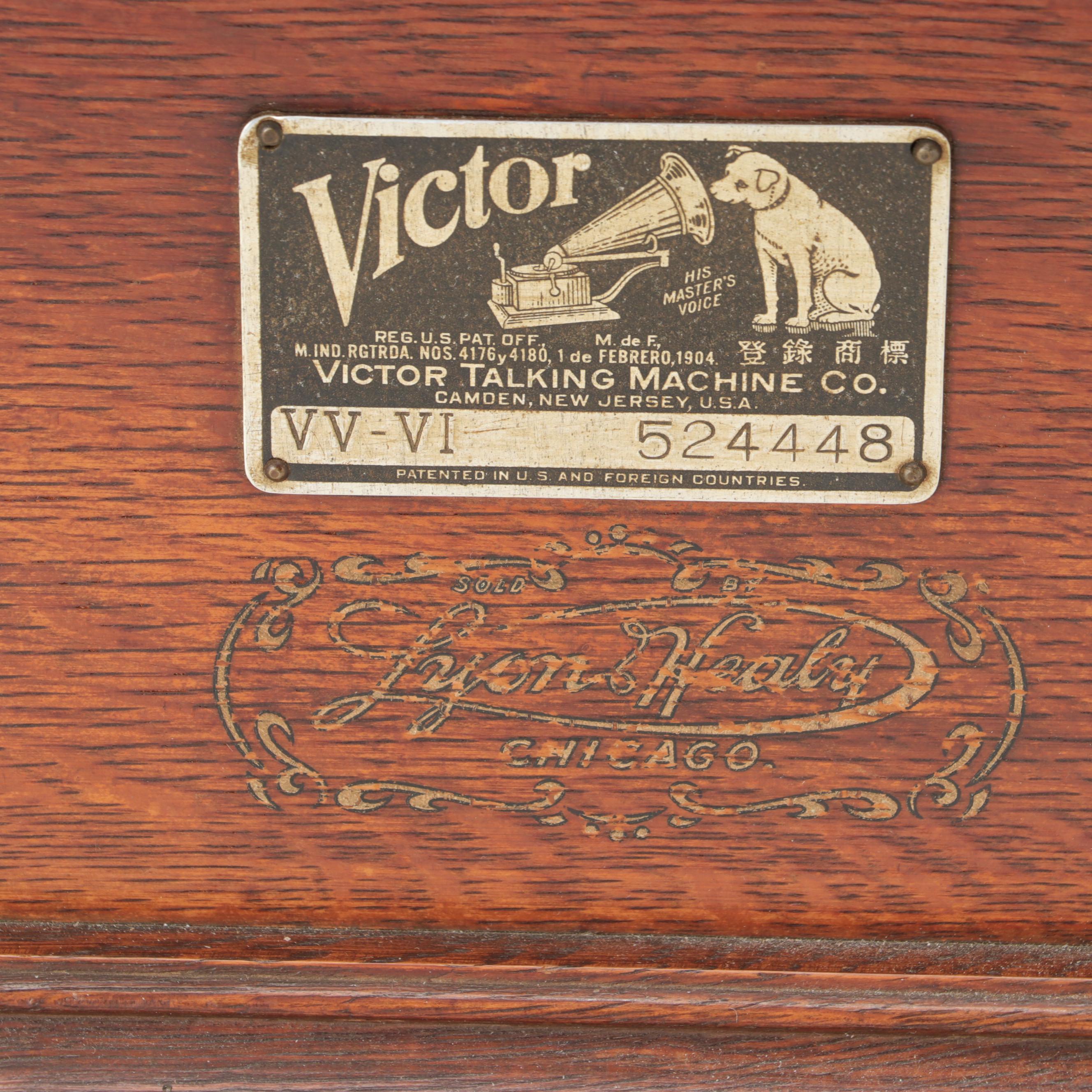 Victor Talking Machine Co. Finished Wood Tabletop Record Player