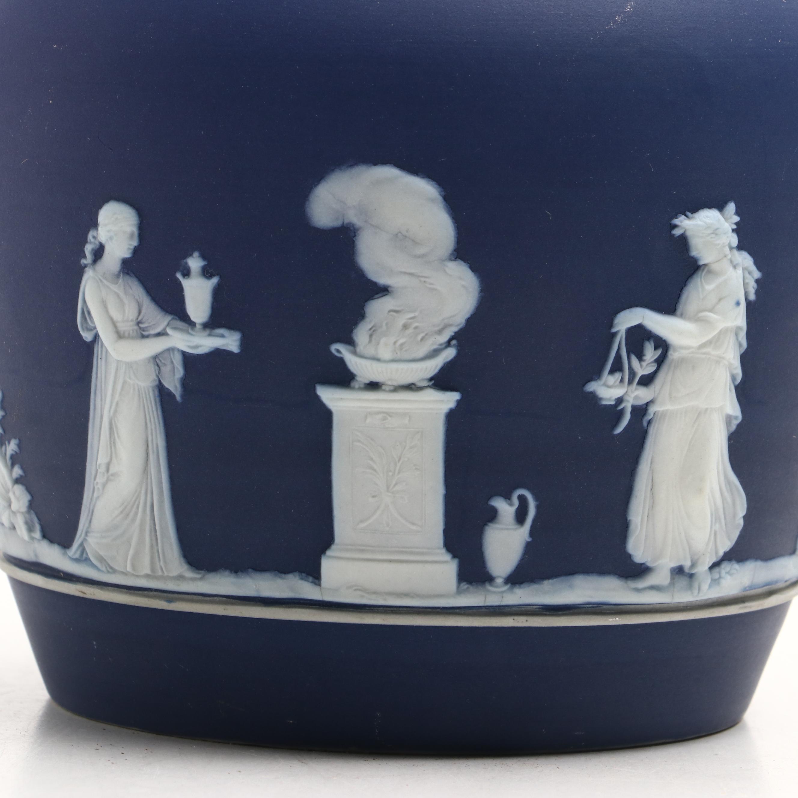 Wedgwood Earthenware Pitcher and Basin, Early to Mid-20th Century