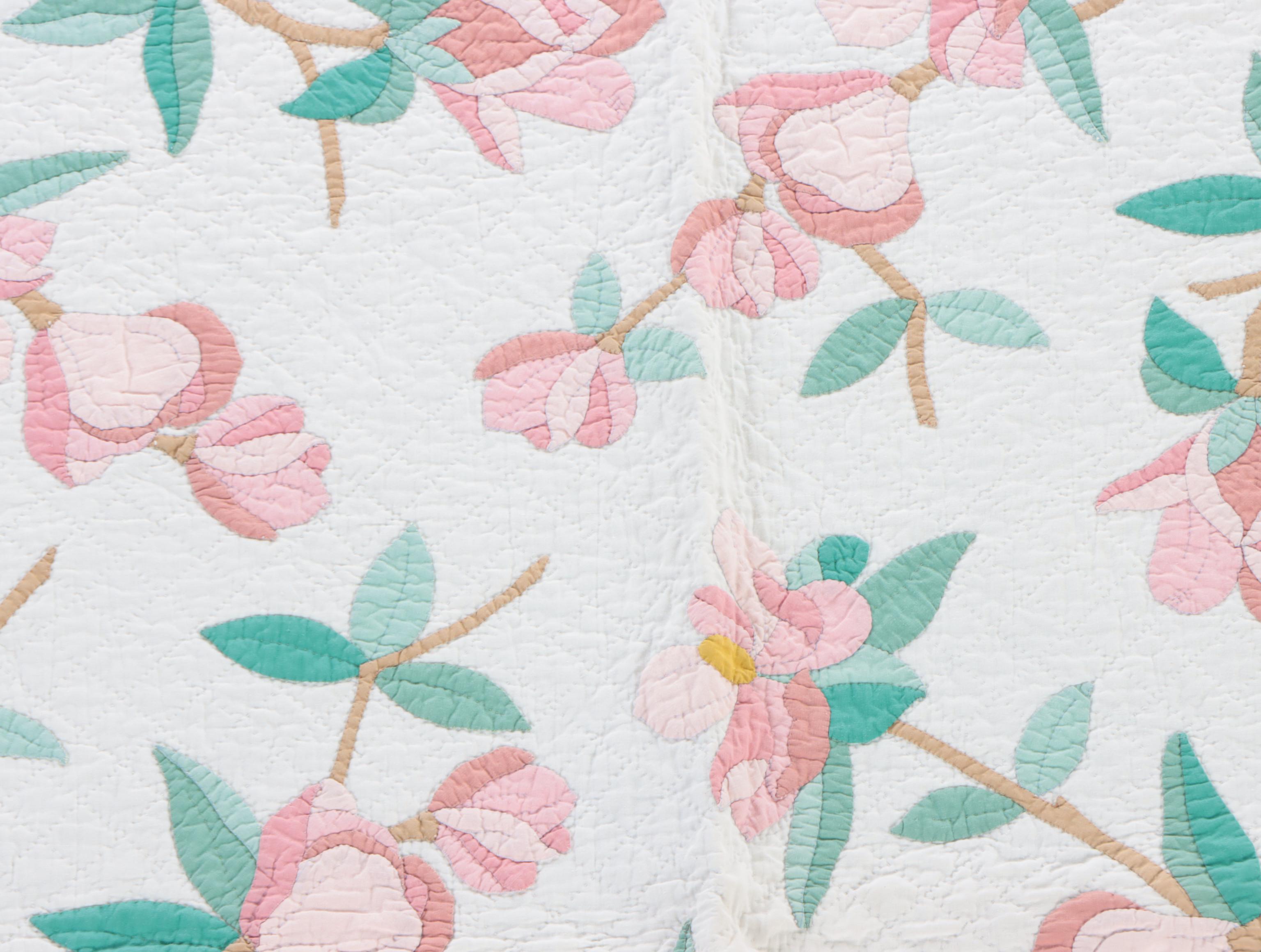 Handmade Magnolia Floral Appliqué Quilt