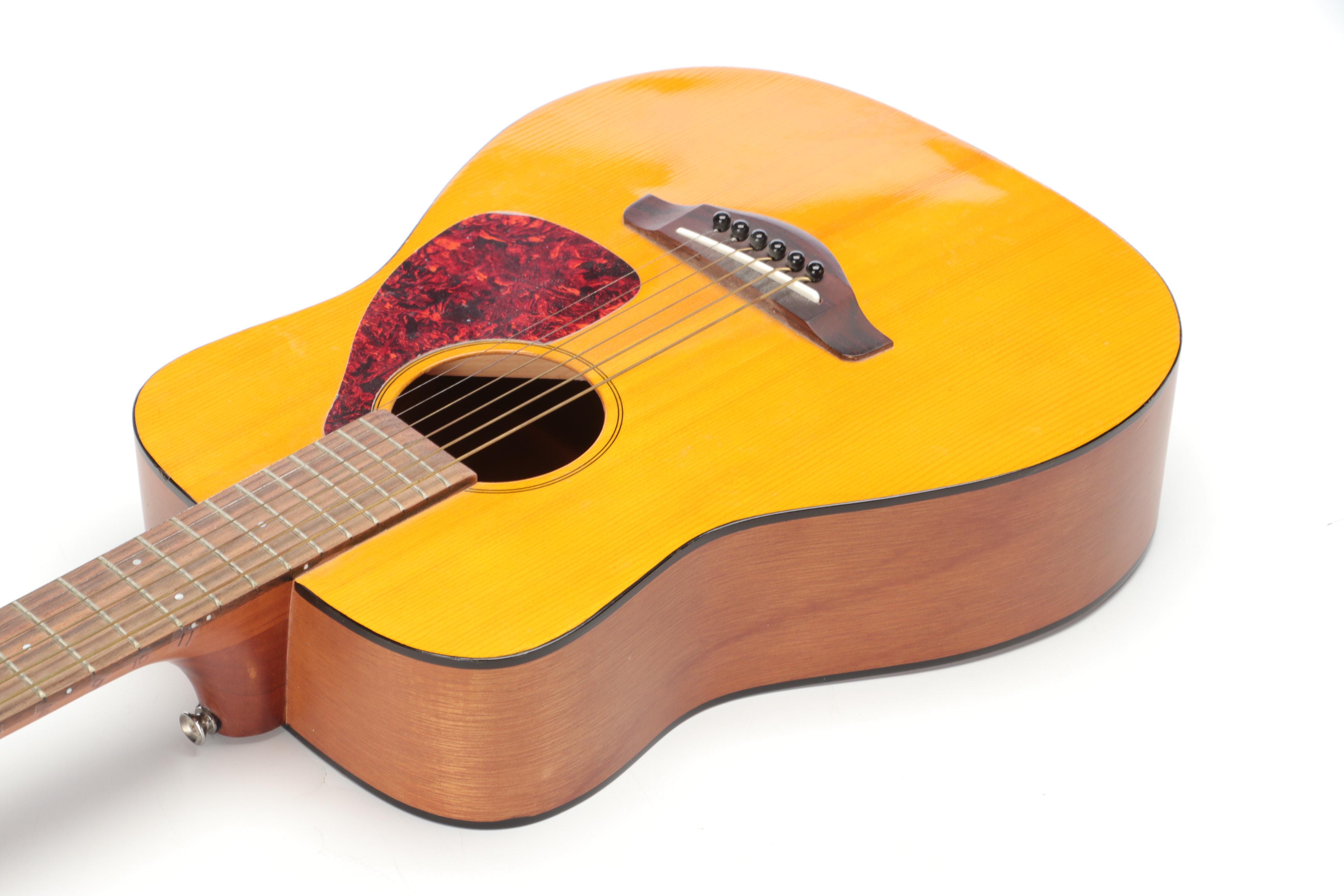 Yamaha FG-Junior Spruce Top Acoustic Guitar, Stand, D'Addario Clip-Free Tuner