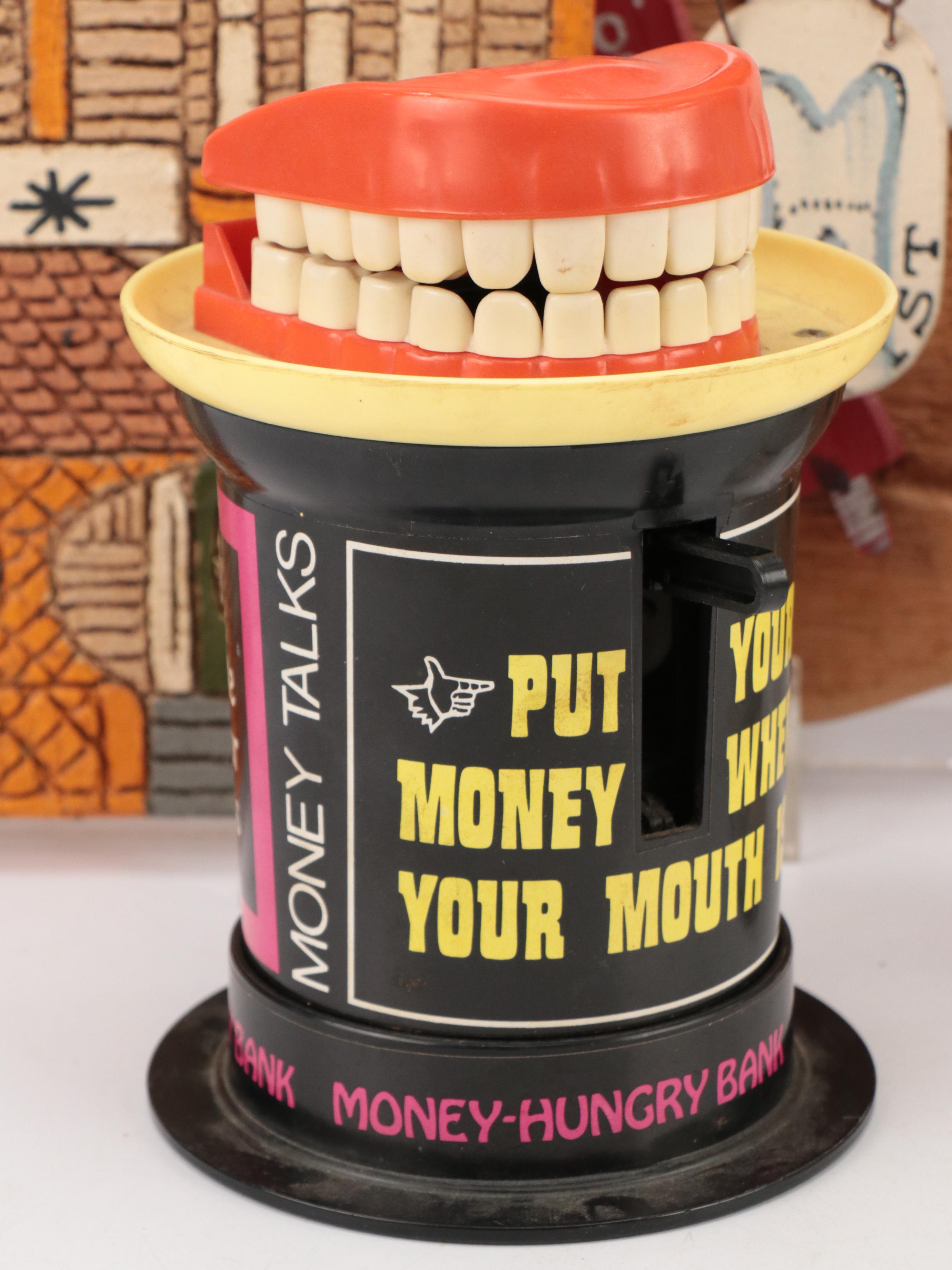 Dentistry Themed Signs, Figurines, and Novelty Items