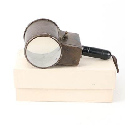 Electro-Lens Illuminated Magnifying Glass