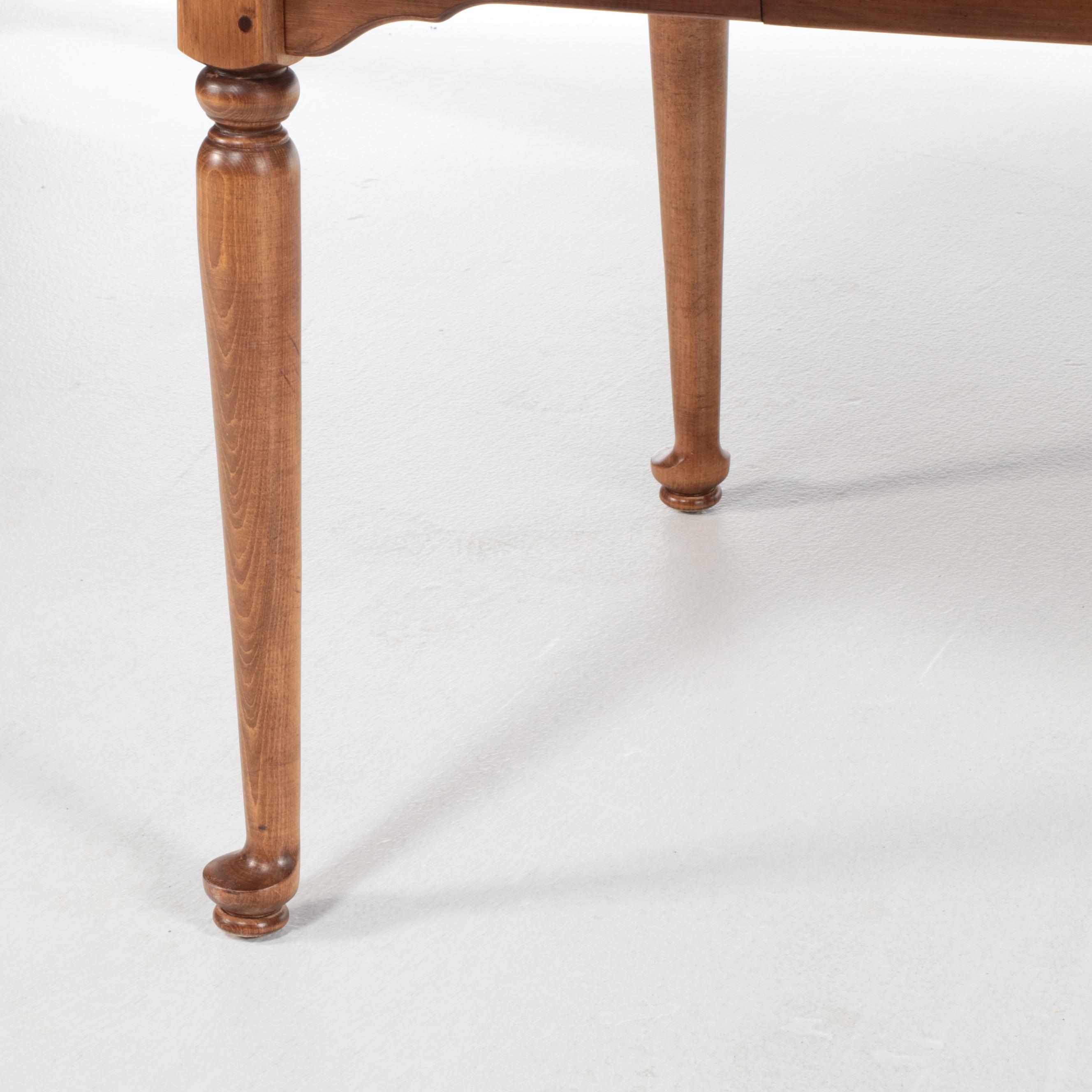 Ethan Allen Queen Anne Style Dining Table and Chairs