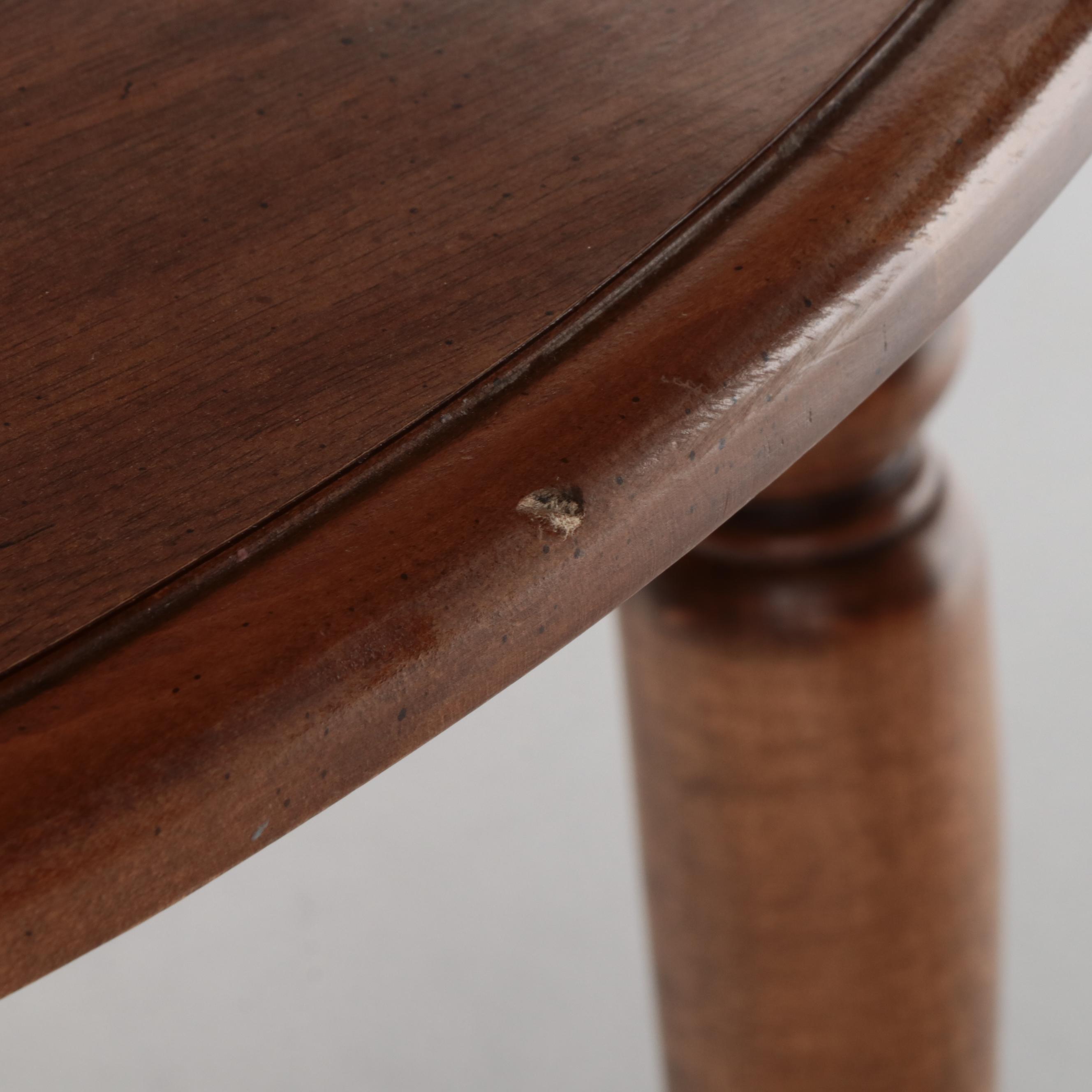 Ethan Allen Queen Anne Style Dining Table and Chairs