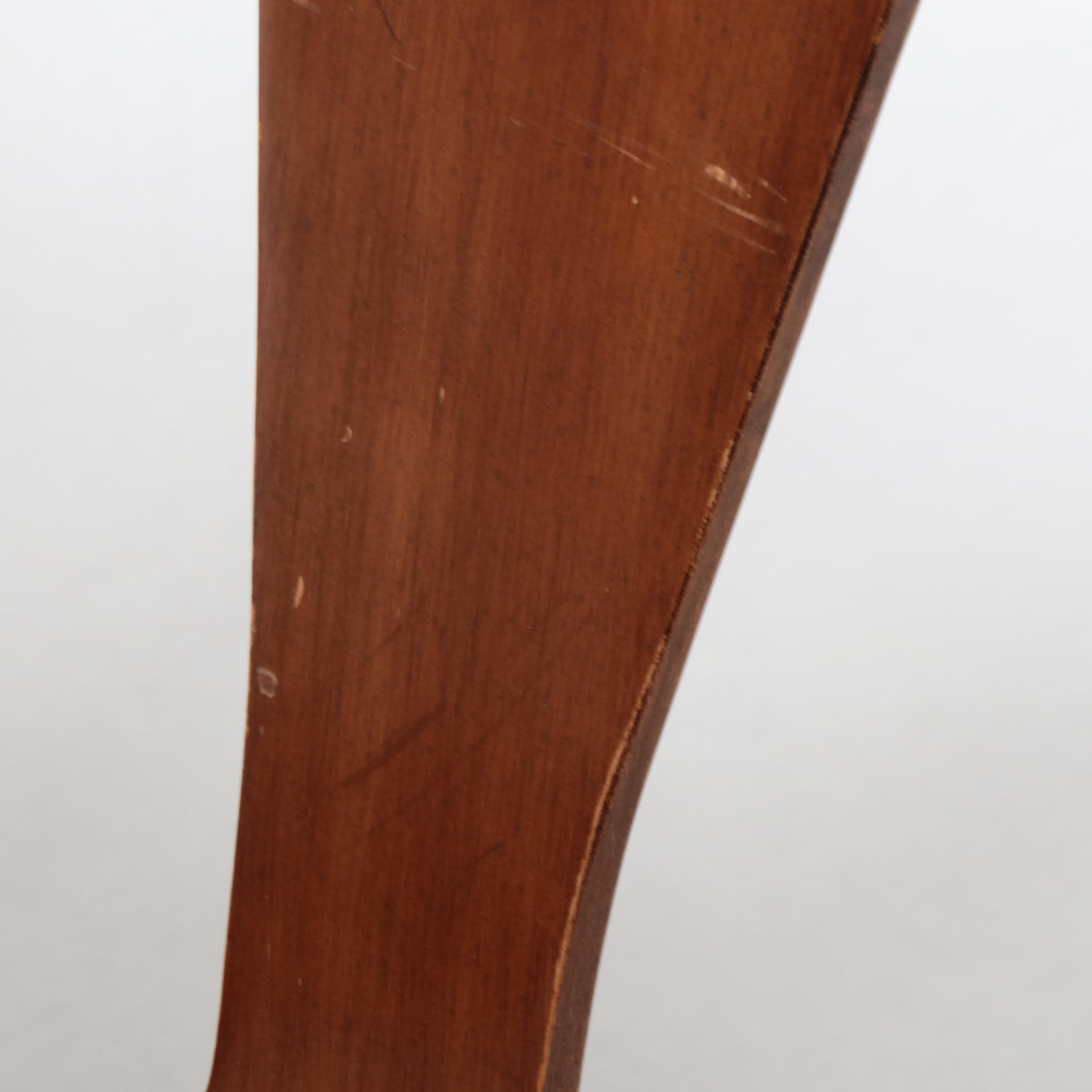 Ethan Allen Queen Anne Style Dining Table and Chairs