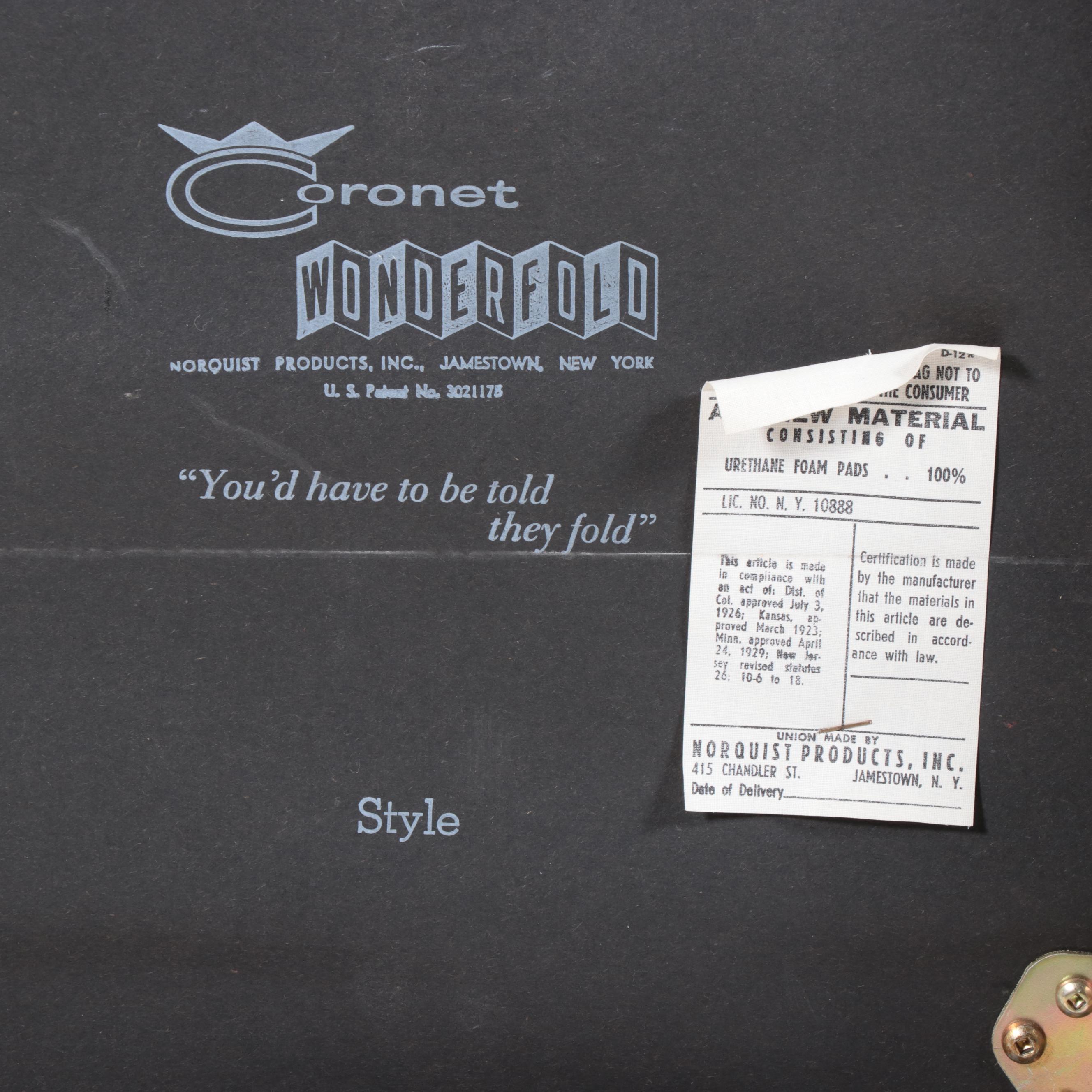 Four Coronet Walnut & Wicker Finish Folding Chairs, Stakmore Bridge Table