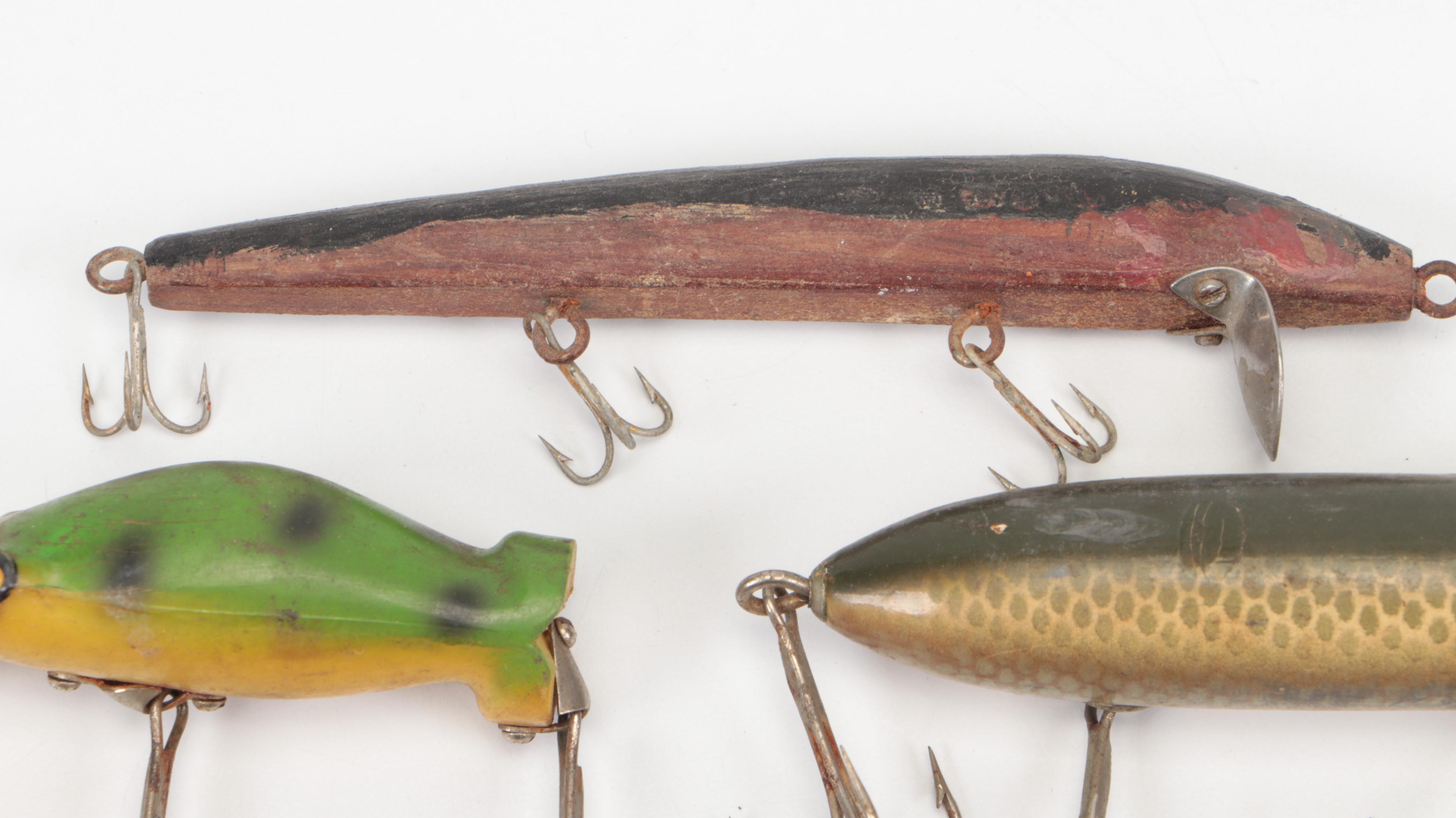 Vintage Fishing Lure Collection, Early to Mid 20th Century