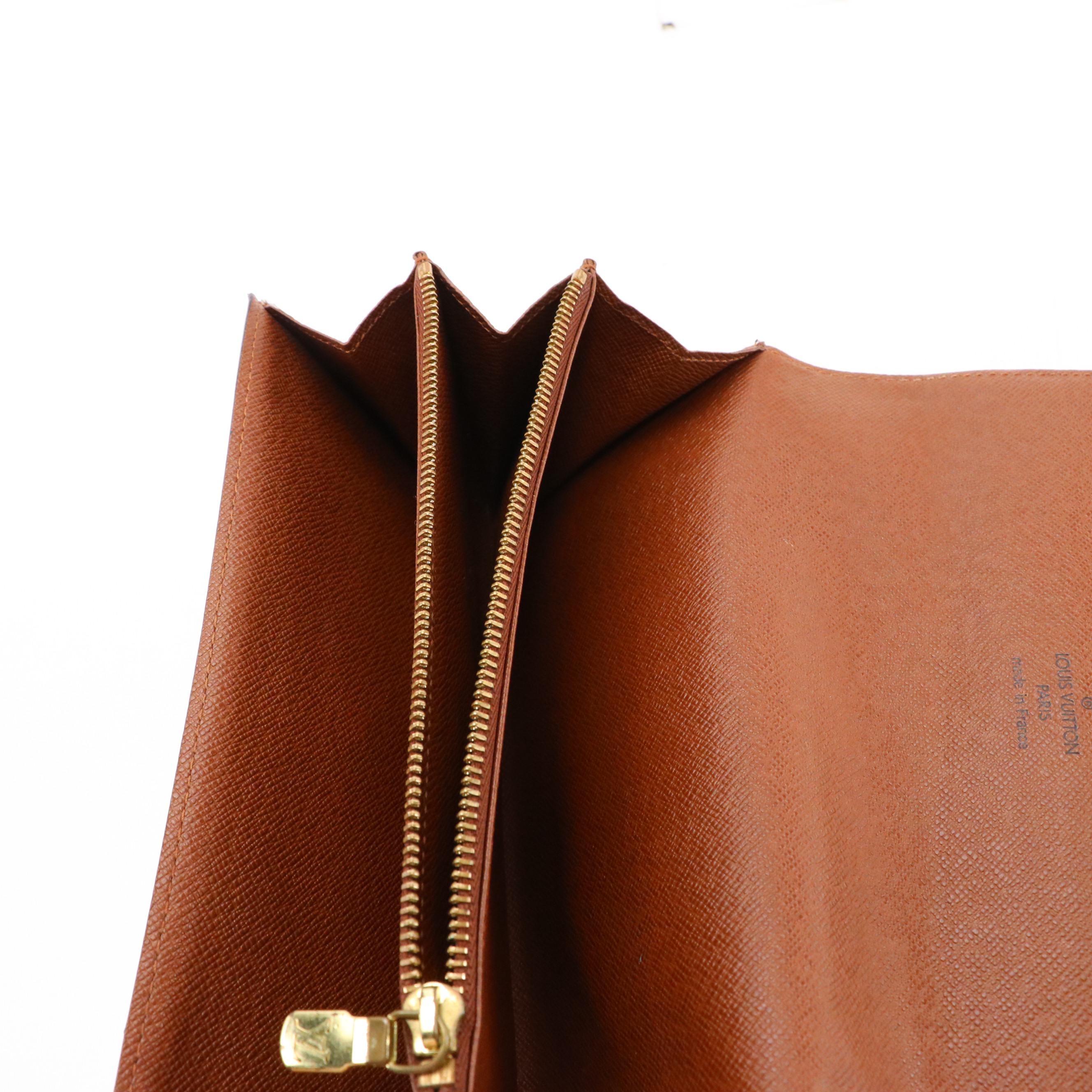 Louis Vuitton Portefeuille Sarah Wallet in Monogram Canvas