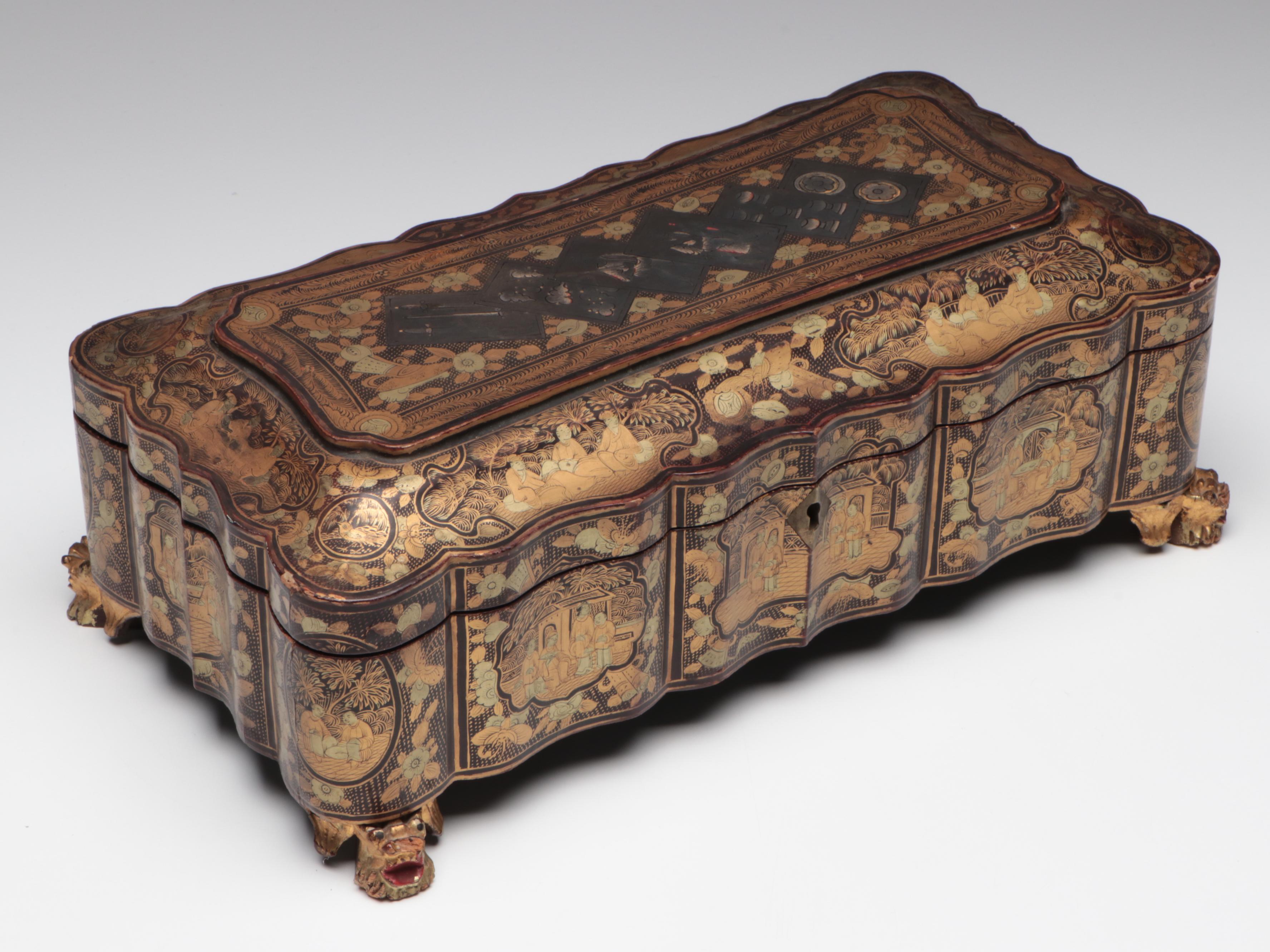 Chinese Lacquered Game Box with Boodles and Counters, Early 19th Century