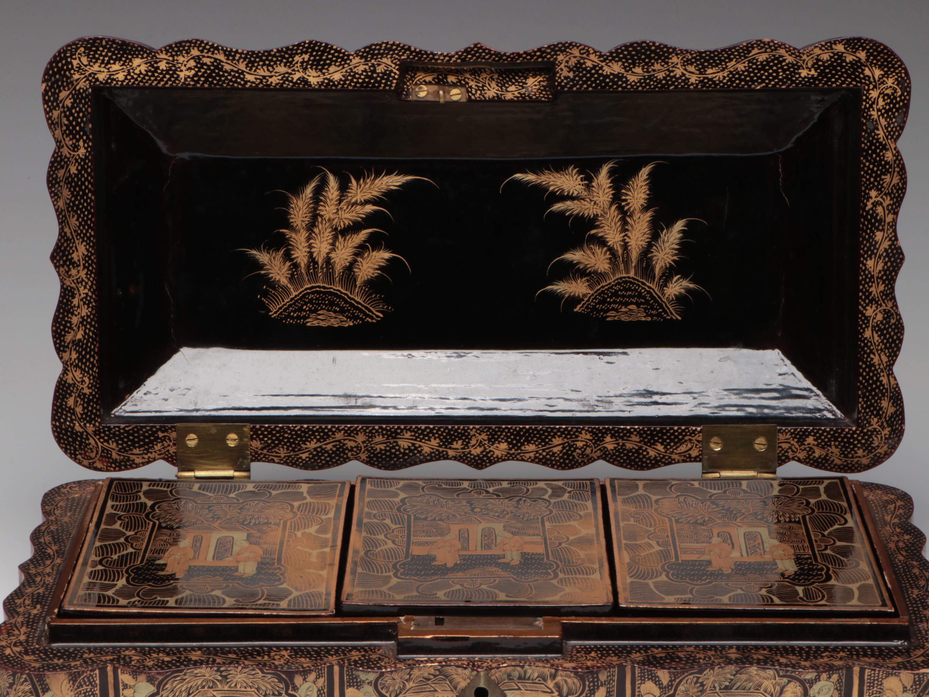 Chinese Lacquered Game Box with Boodles and Counters, Early 19th Century