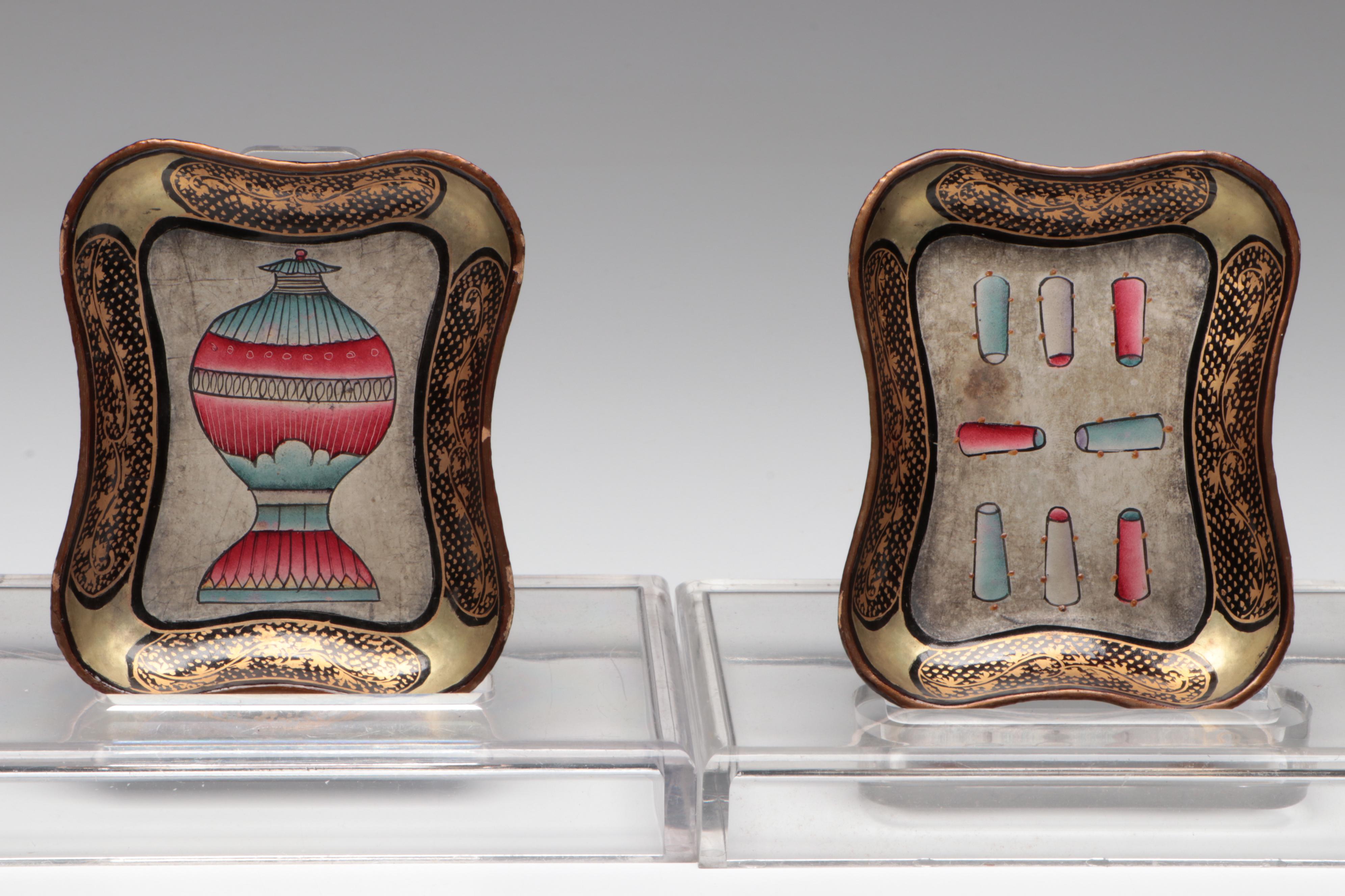 Chinese Lacquered Game Box with Boodles and Counters, Early 19th Century