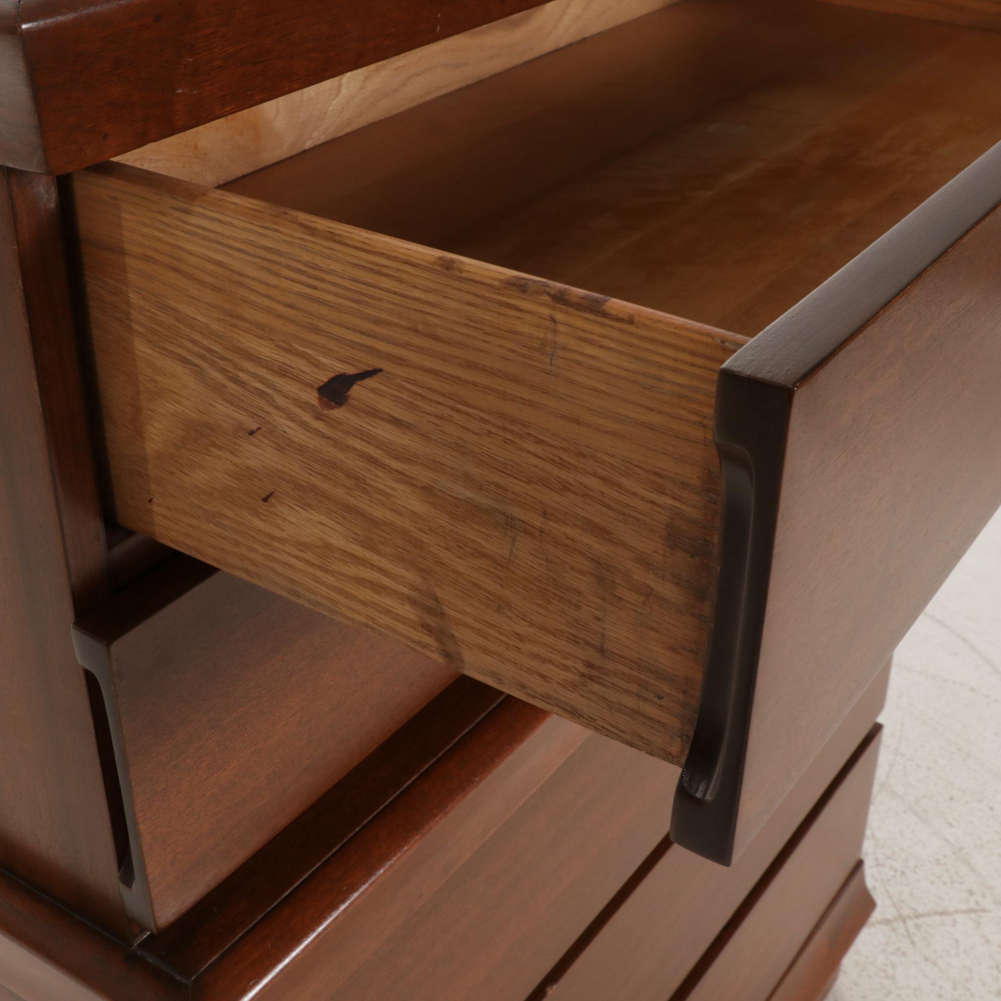 Mid Century Modern Mahogany Chest of Drawers and Pair of Bedside Cabinets