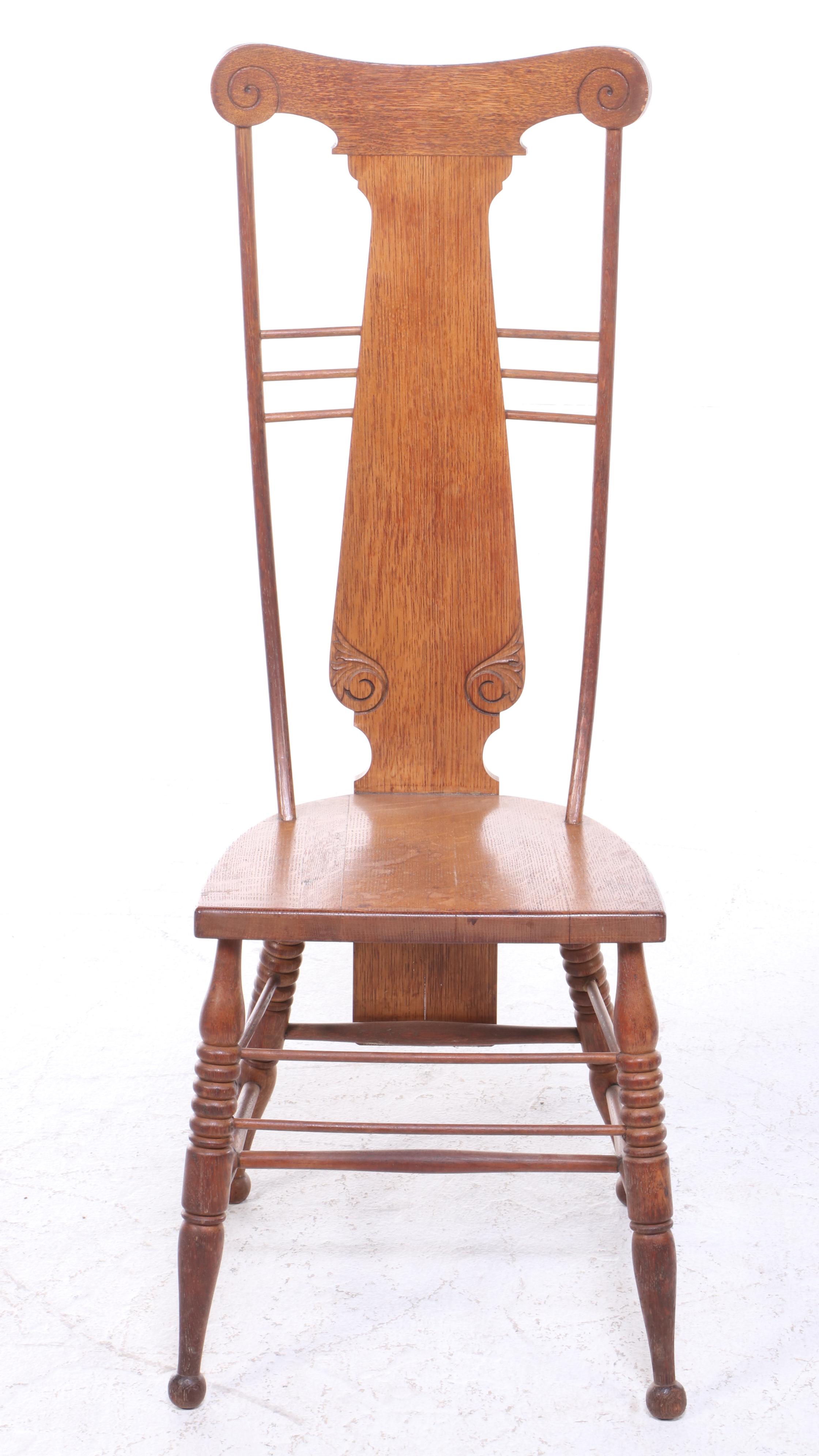 Arts & Crafts Style Carved Oak Exaggerated Fiddle Back Side Chair