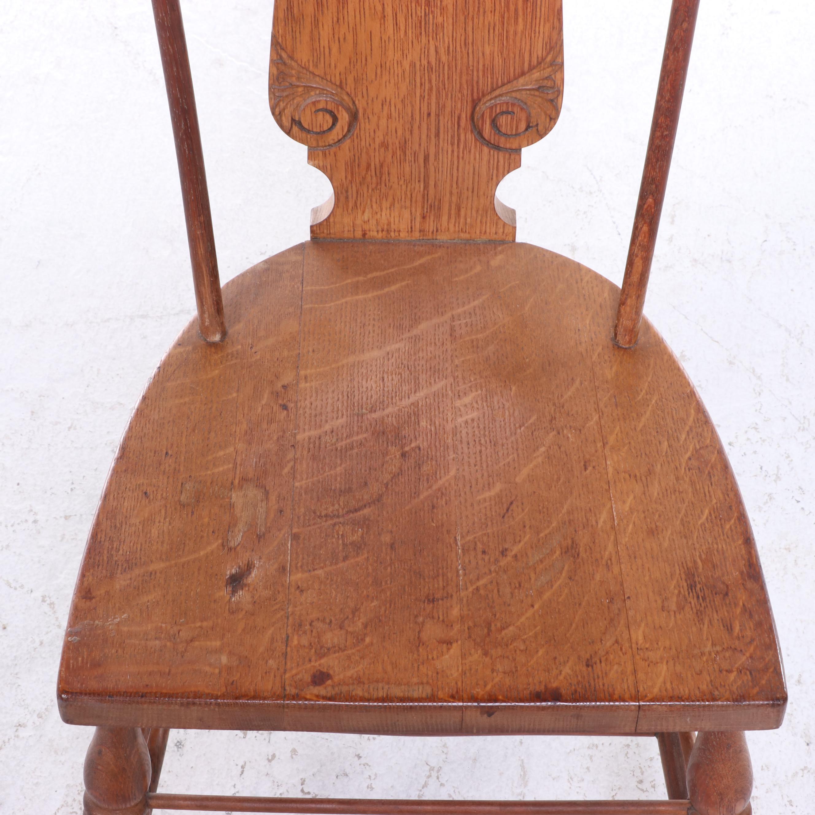 Arts & Crafts Style Carved Oak Exaggerated Fiddle Back Side Chair