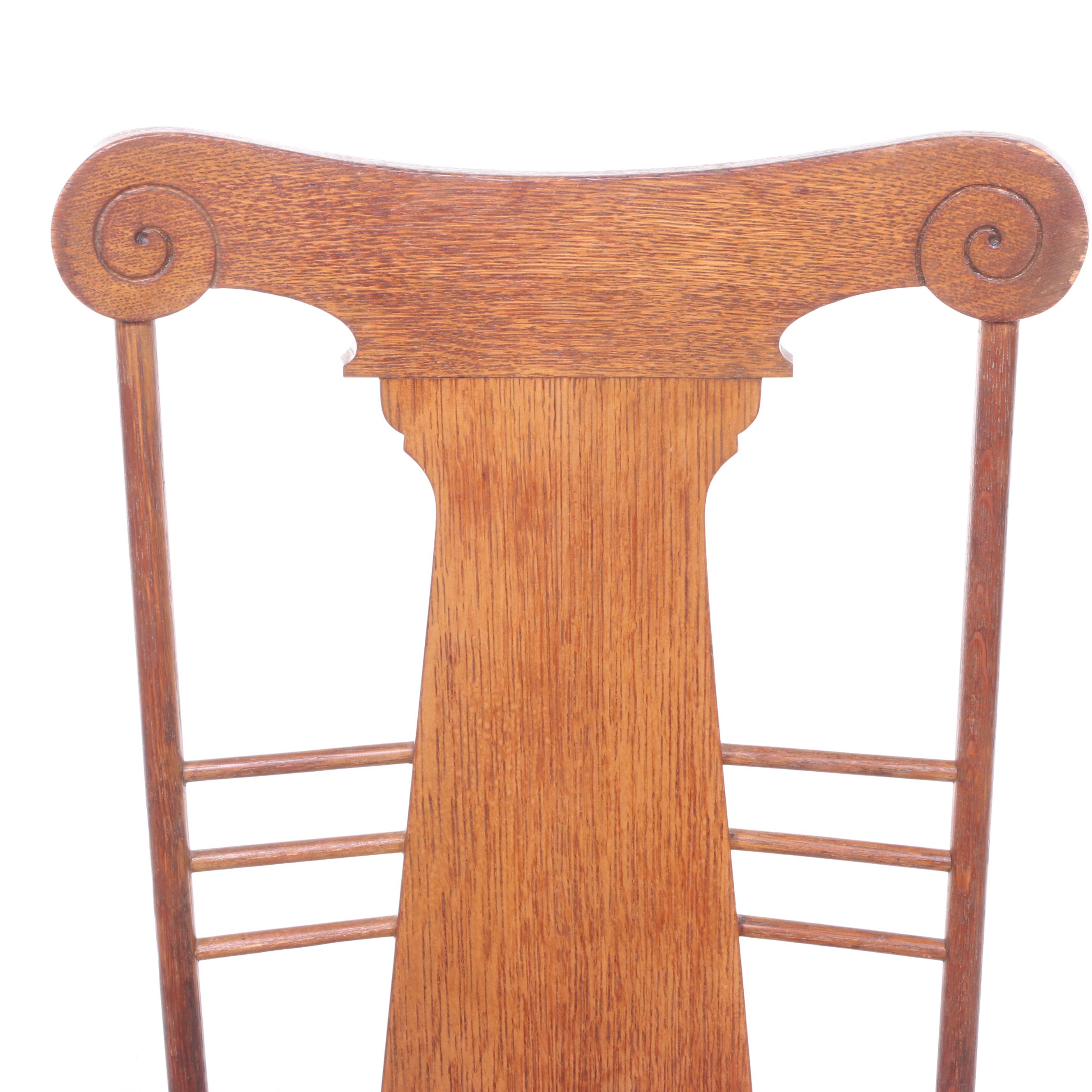 Arts & Crafts Style Carved Oak Exaggerated Fiddle Back Side Chair