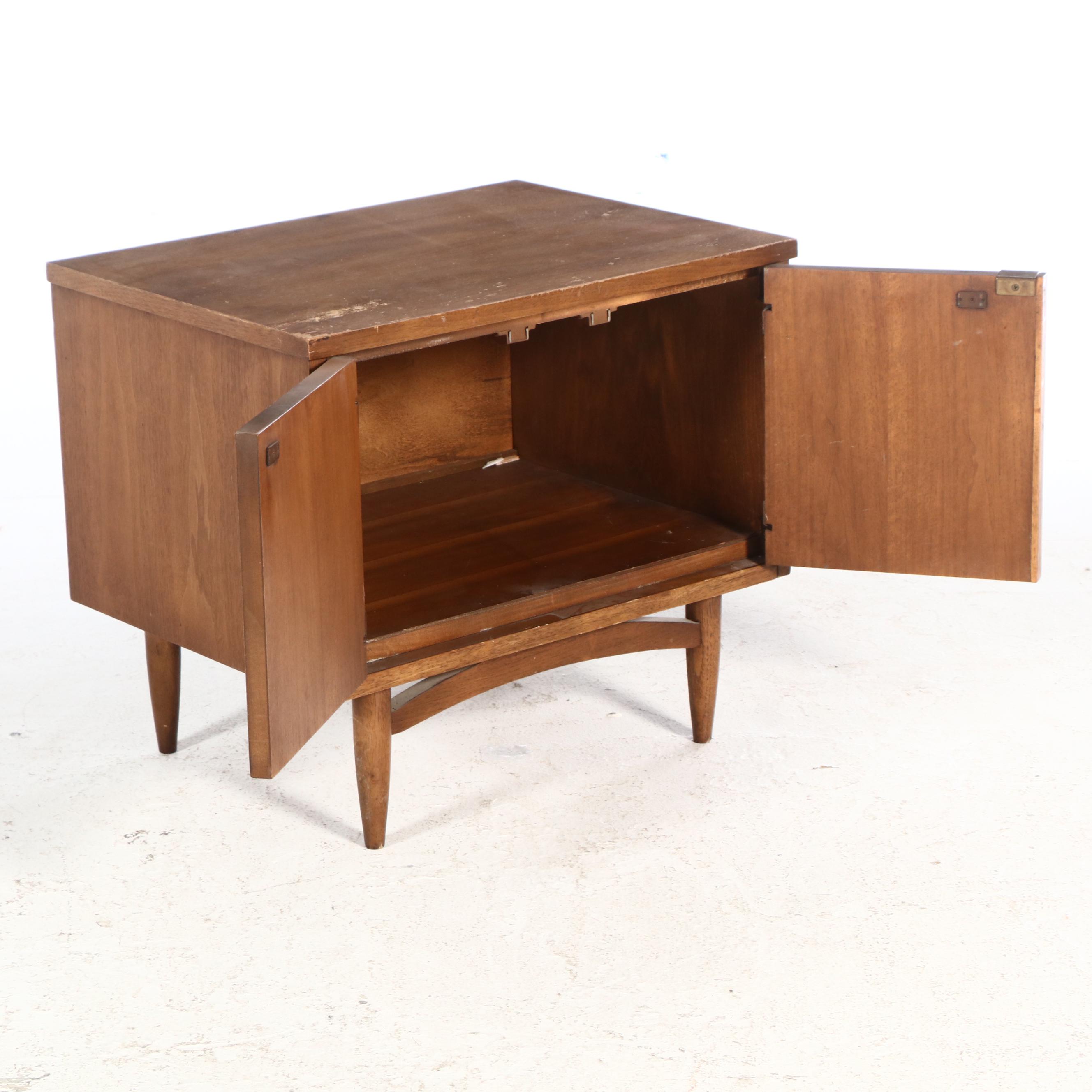 Mid Century Modern Style Walnut Sculpted Front Nightstand Commode