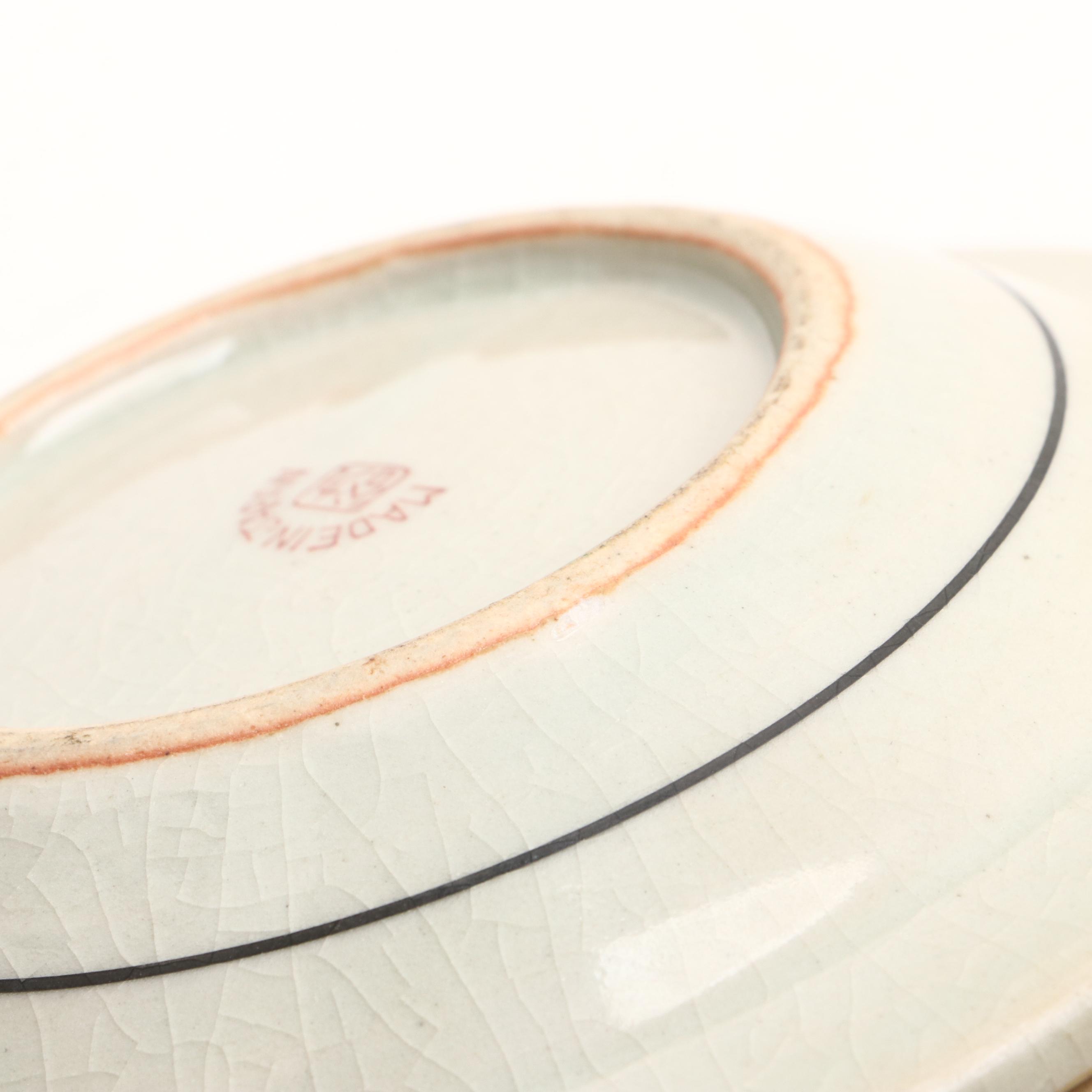 Japanese Kutani Porcelain Ash Receiver Featuring Parcel-Gilt Designs