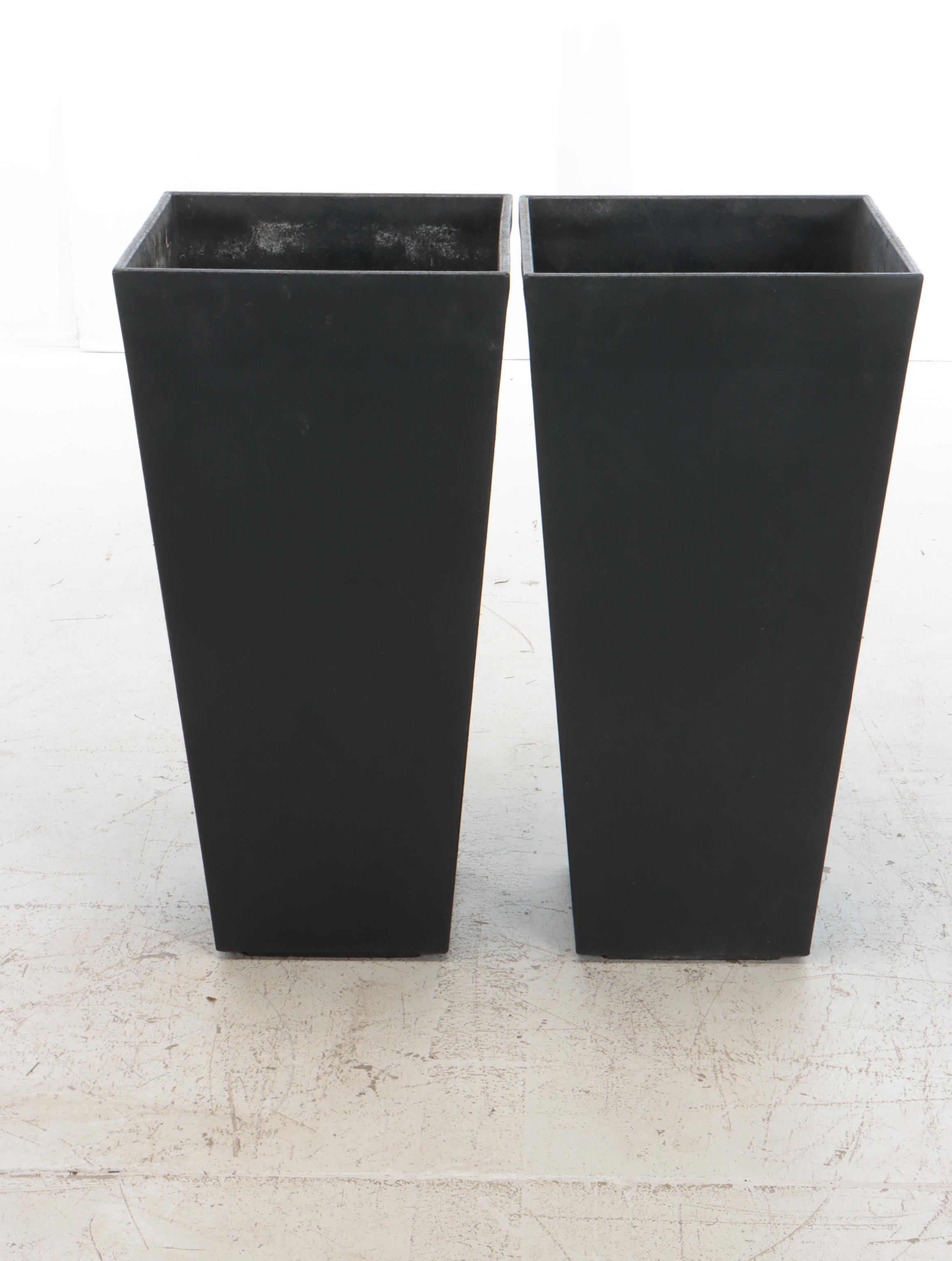 Modernist Style Contemporary Black Plastic Outdoor Planters