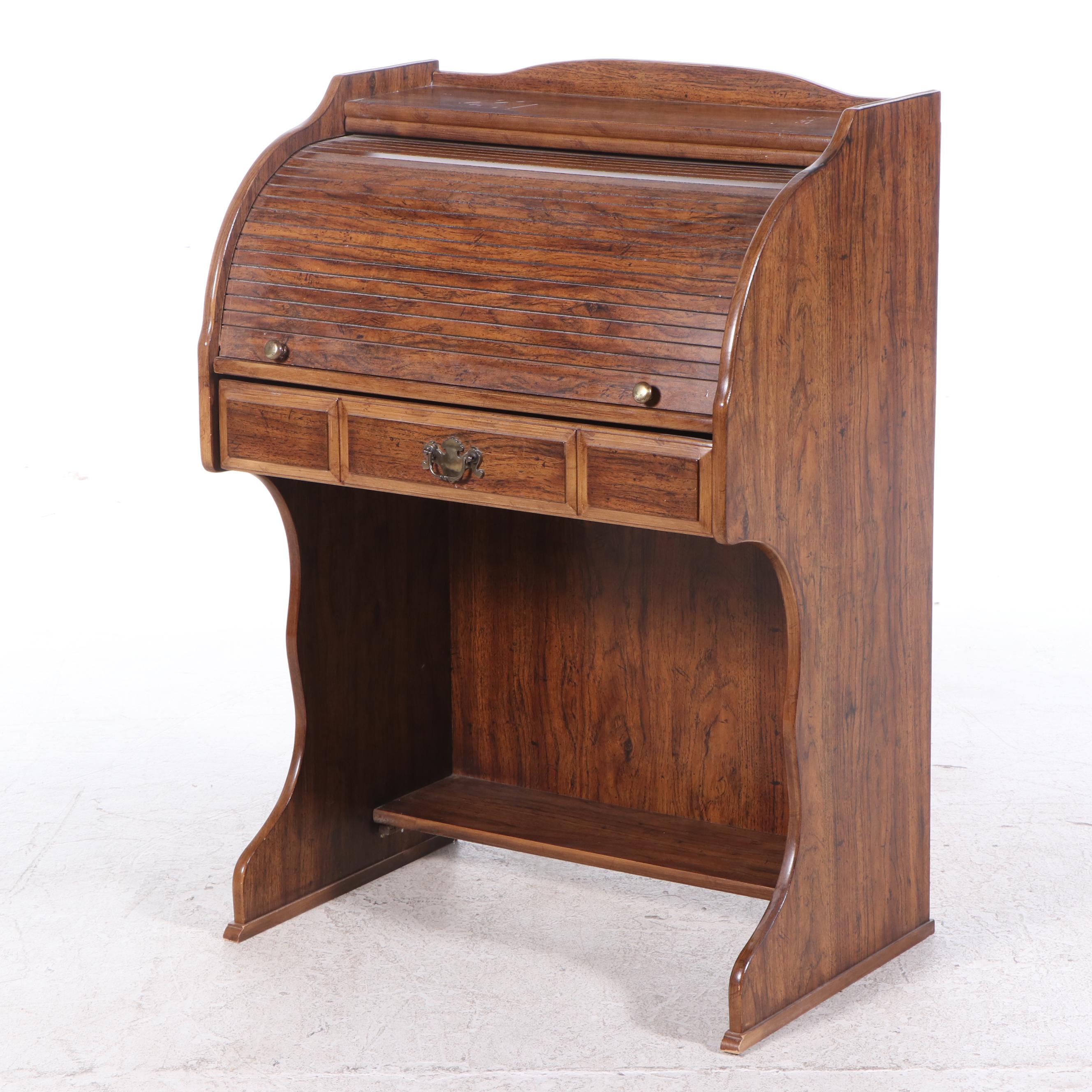 Oak Finish Roll-Top Desk, Late 20th Century