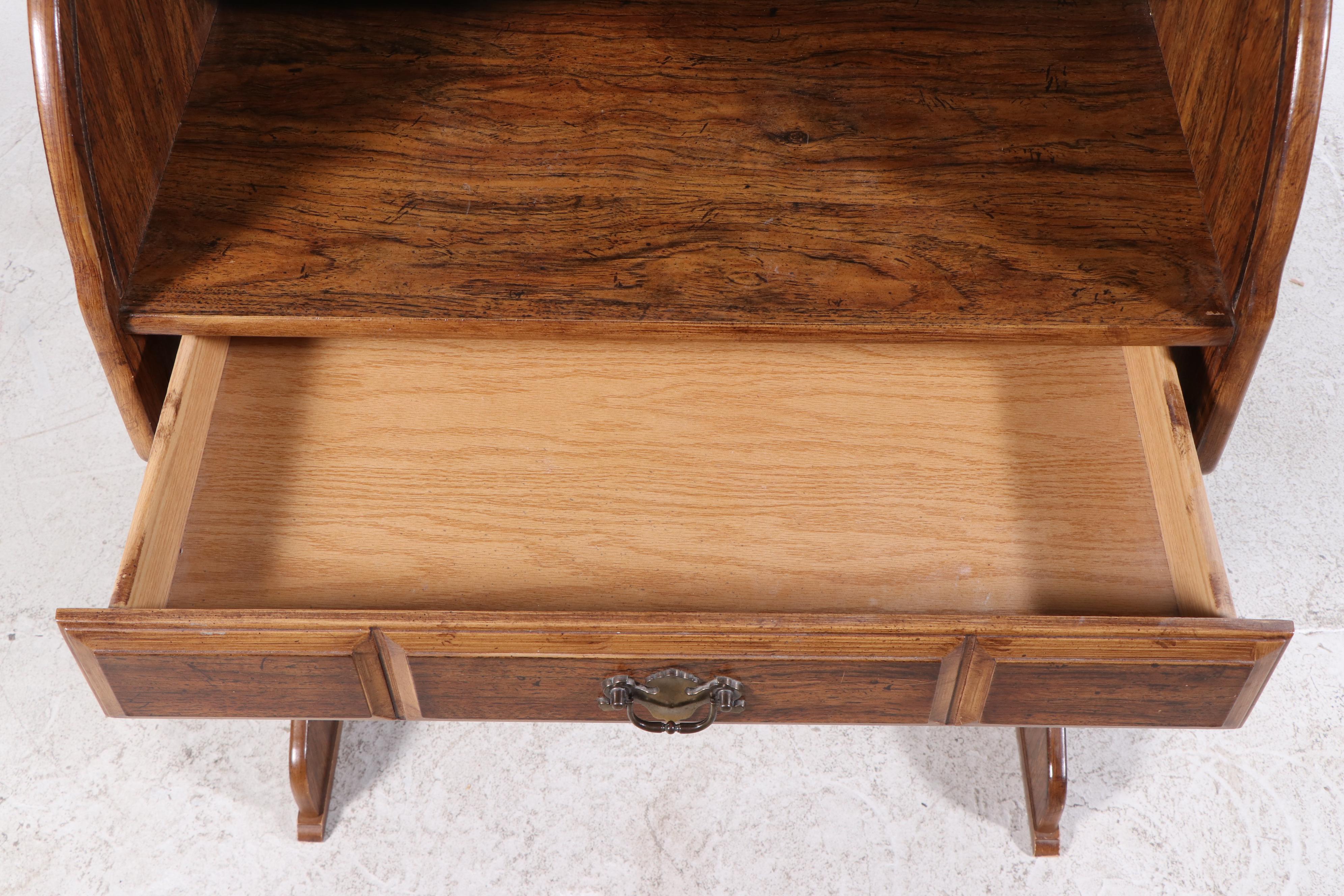 Oak Finish Roll-Top Desk, Late 20th Century