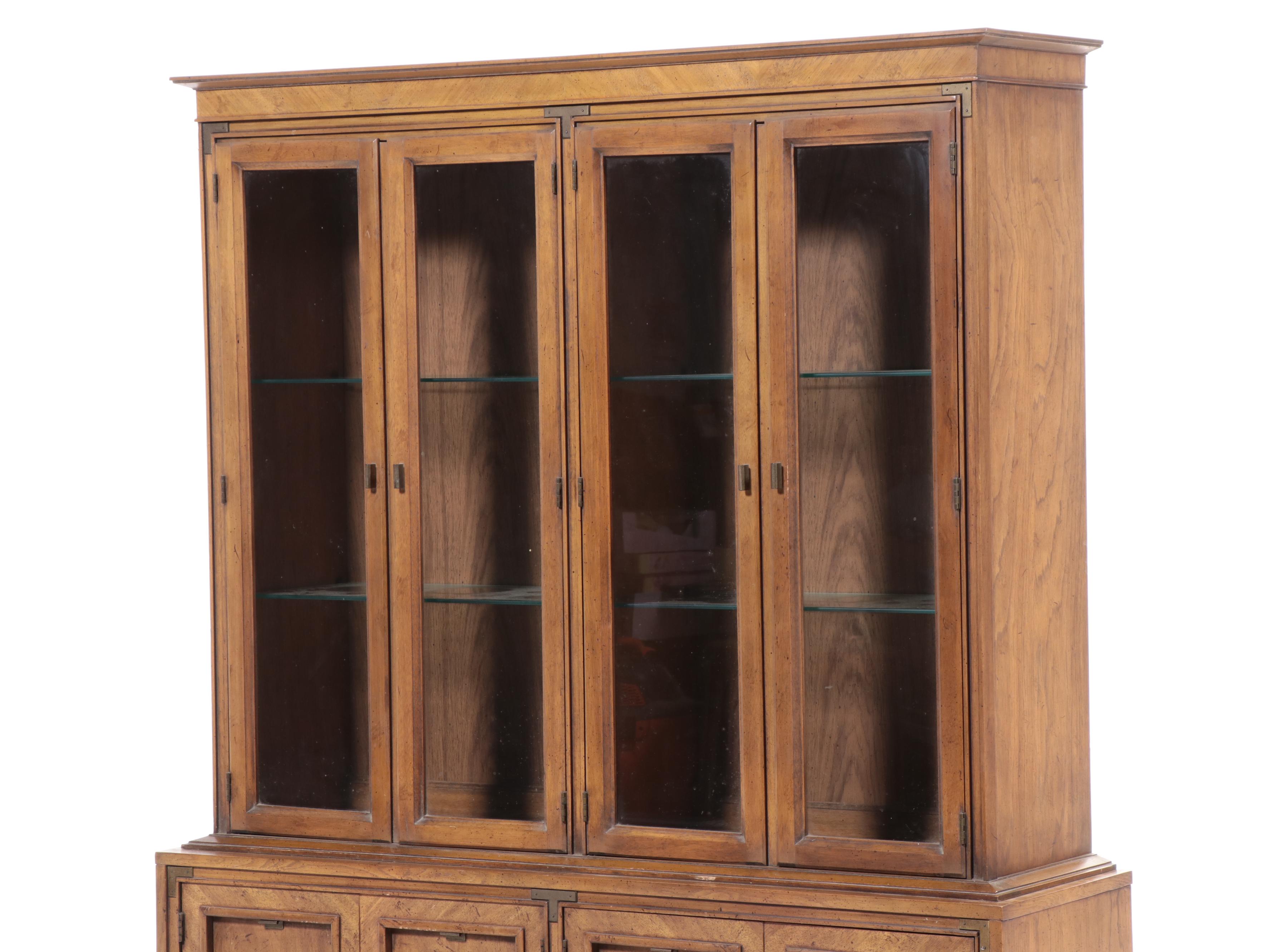 Illuminated Pecan and Glass China Cabinet, Mid to Late 20th Century