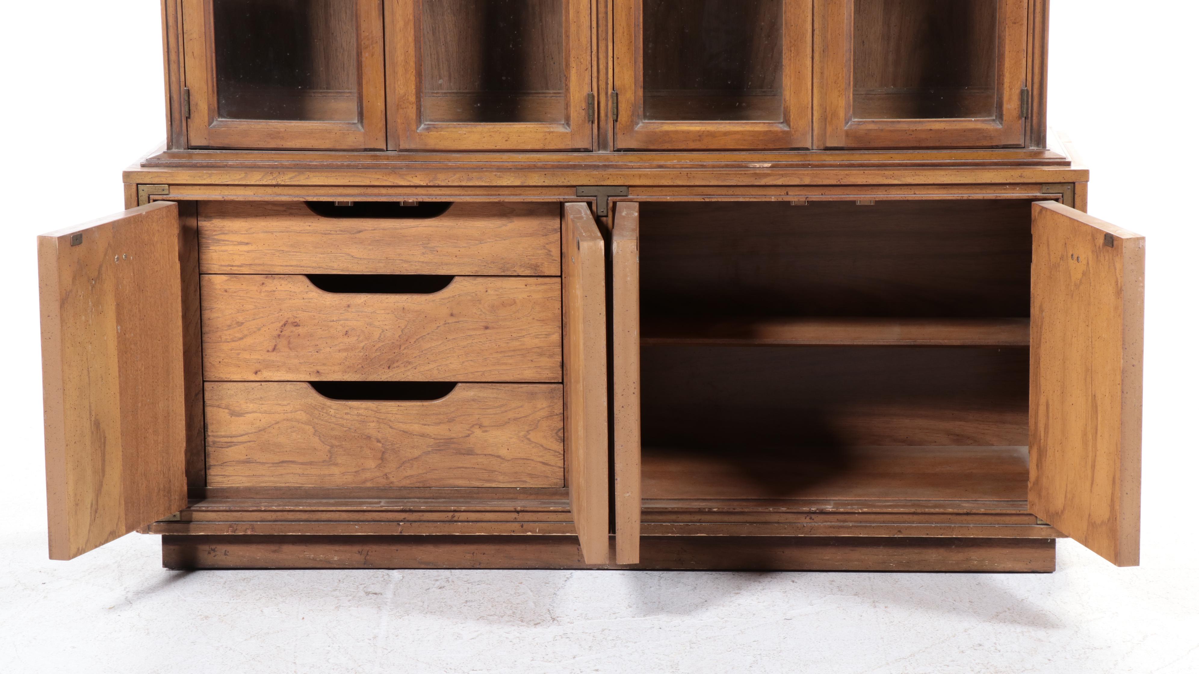 Illuminated Pecan and Glass China Cabinet, Mid to Late 20th Century