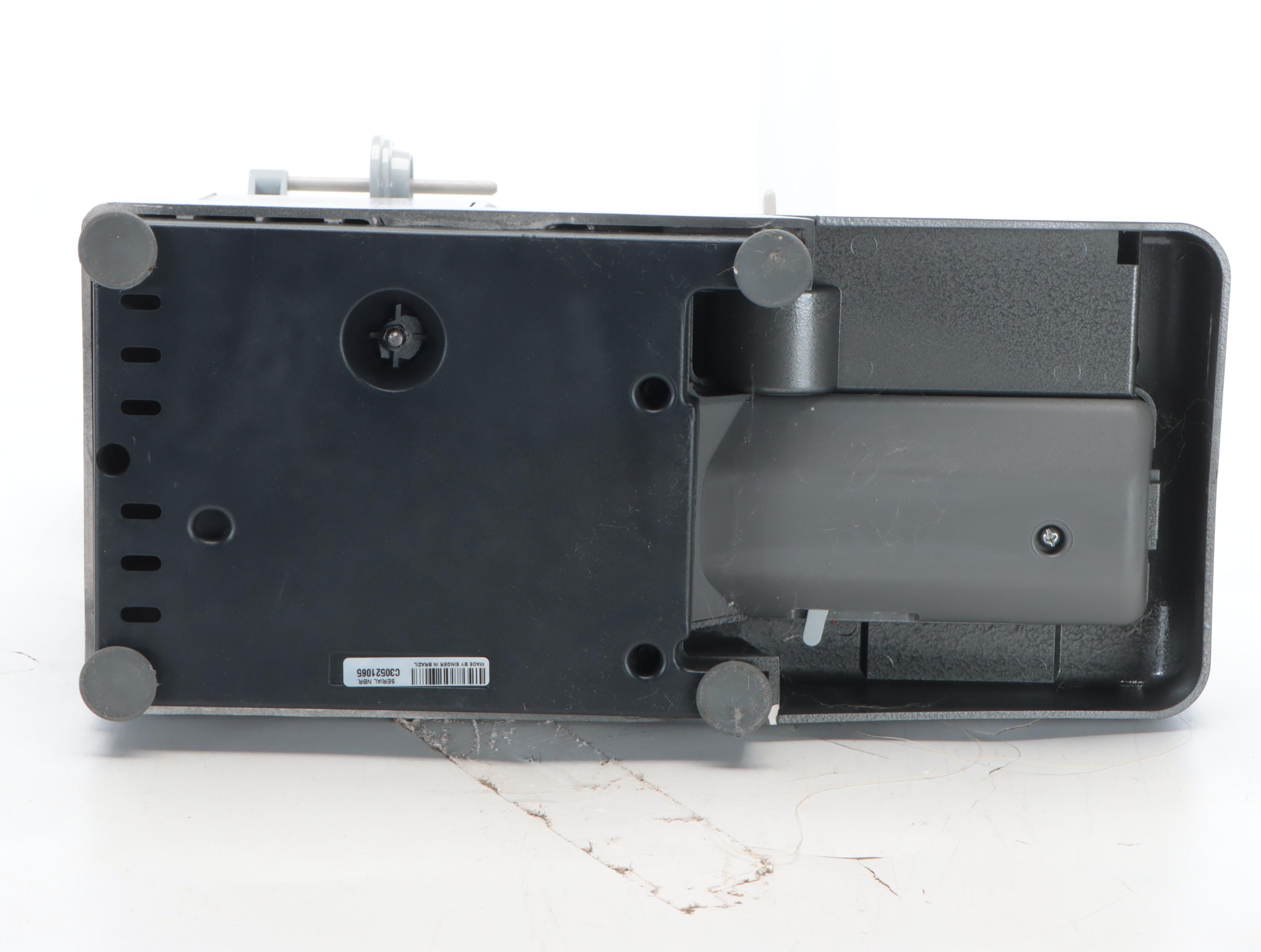 Singer CG-590 Commercial Grade Sewing Machine