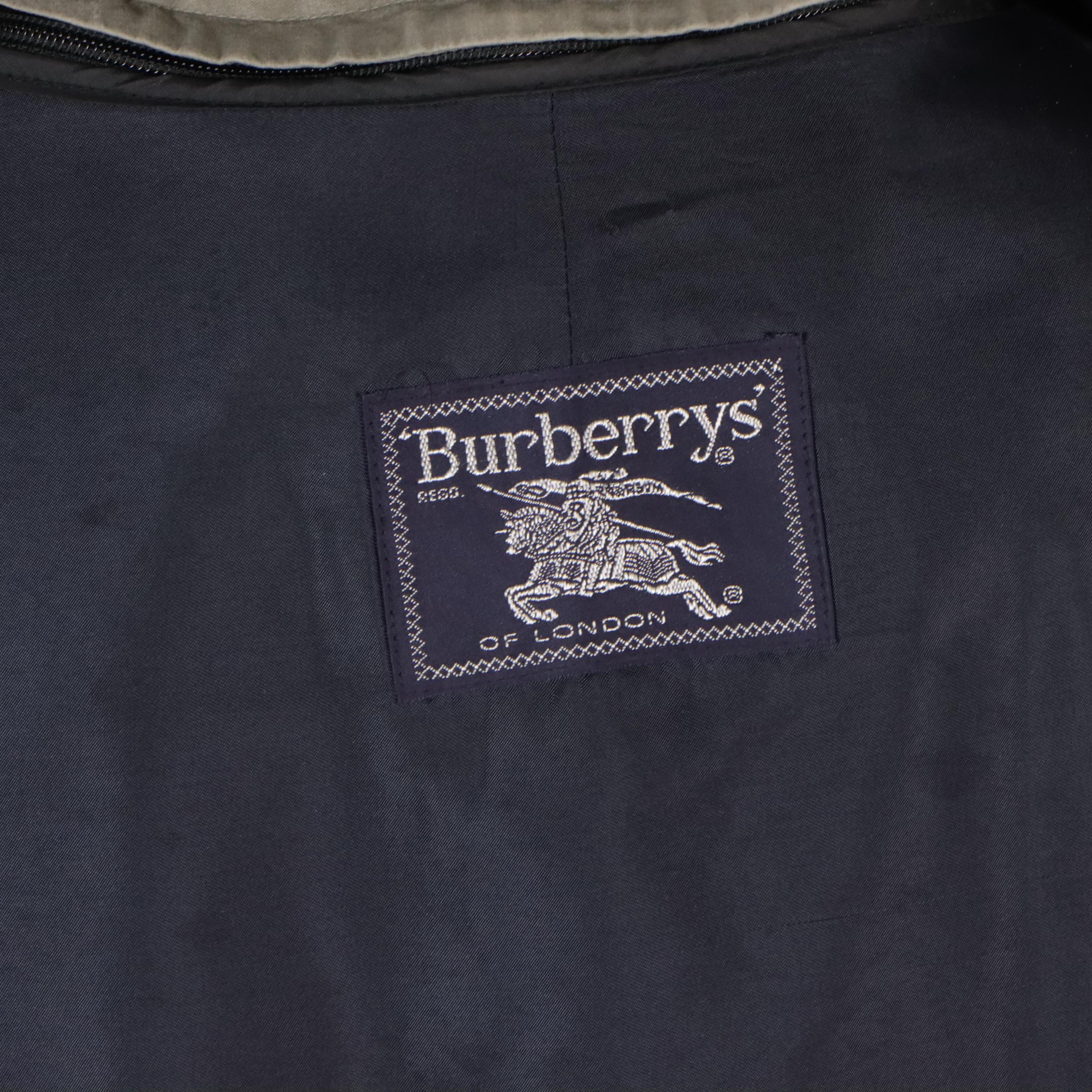 Unisex 'Burberrys' Green Cotton Trench Coat with Wool Collar/Liner